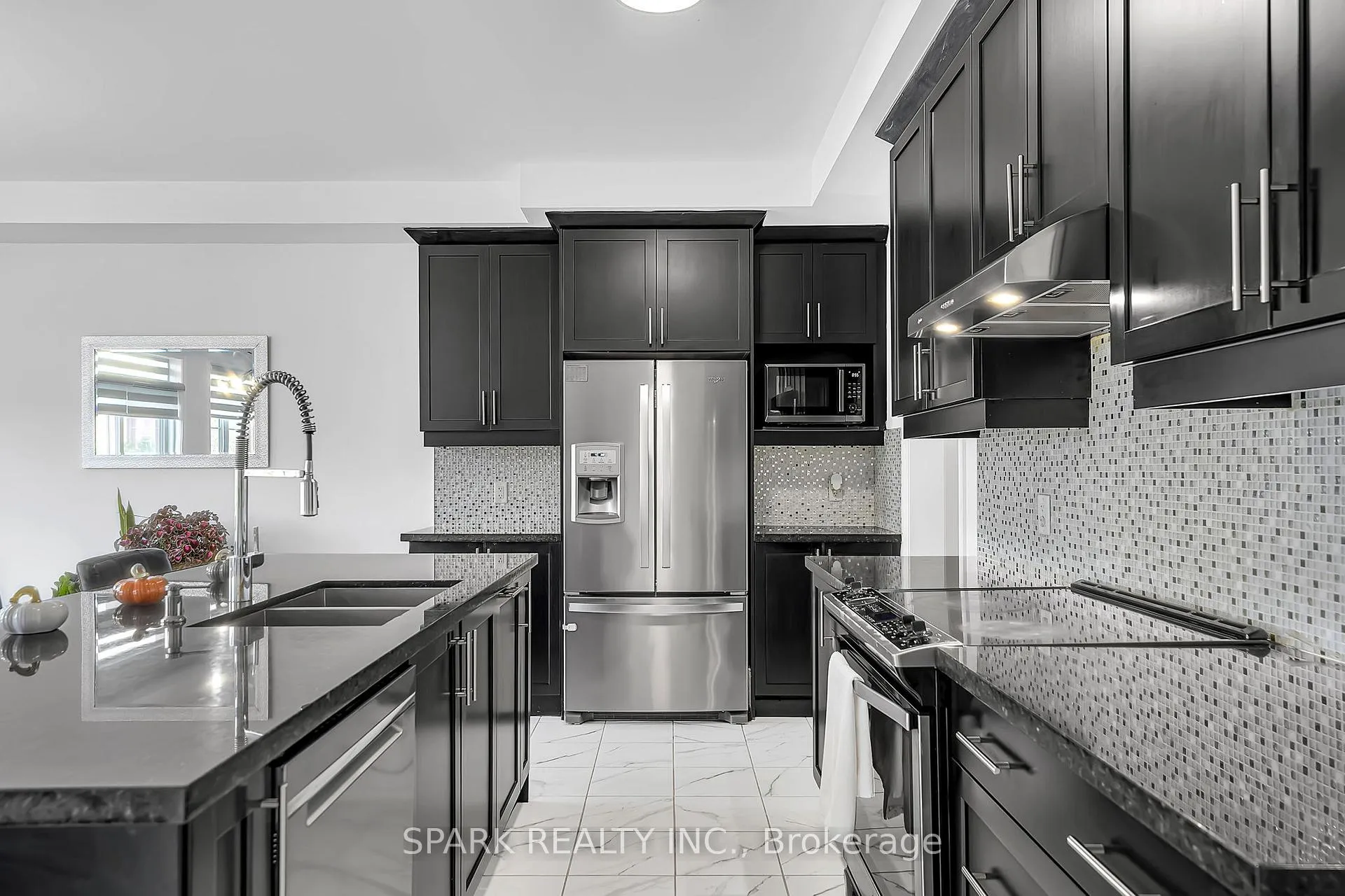 Photo 7 of 5 Boathouse Road, Brampton, Northwest Brampton — HOMEH