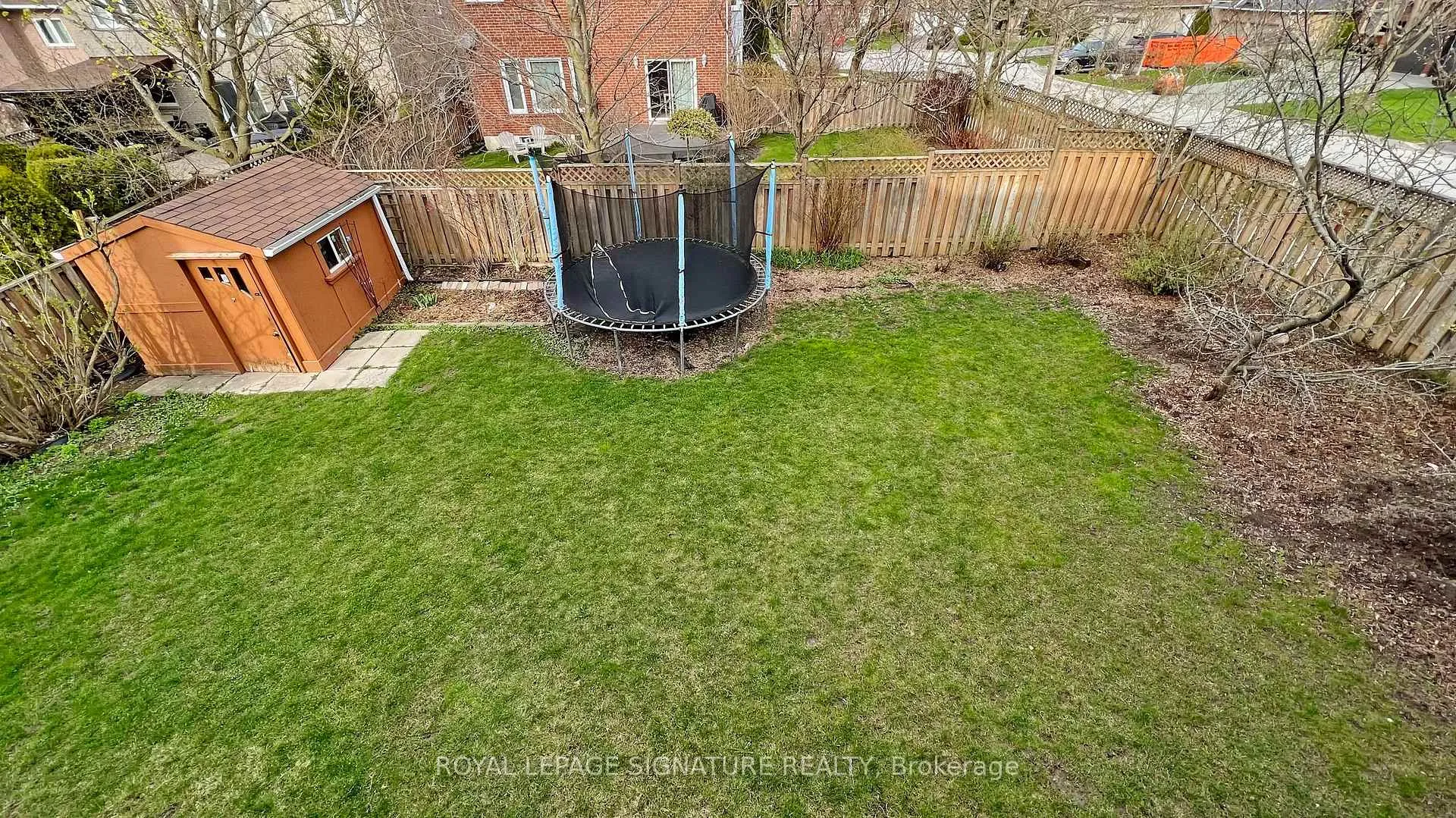 Photo 16 of Unit Lower, 30 Knole Haven Drive, Aurora, Aurora Highlands — HOMEH