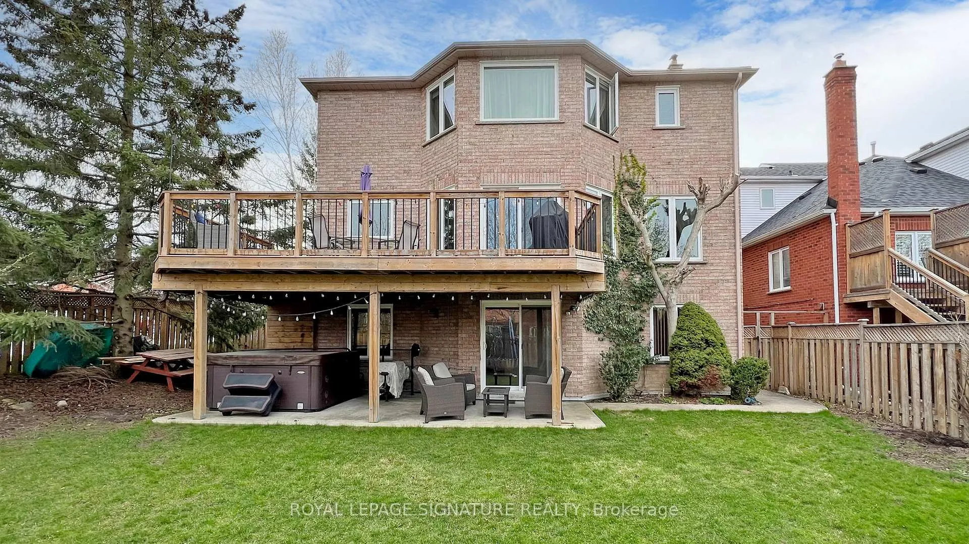 Photo 17 of Unit Lower, 30 Knole Haven Drive, Aurora, Aurora Highlands — HOMEH