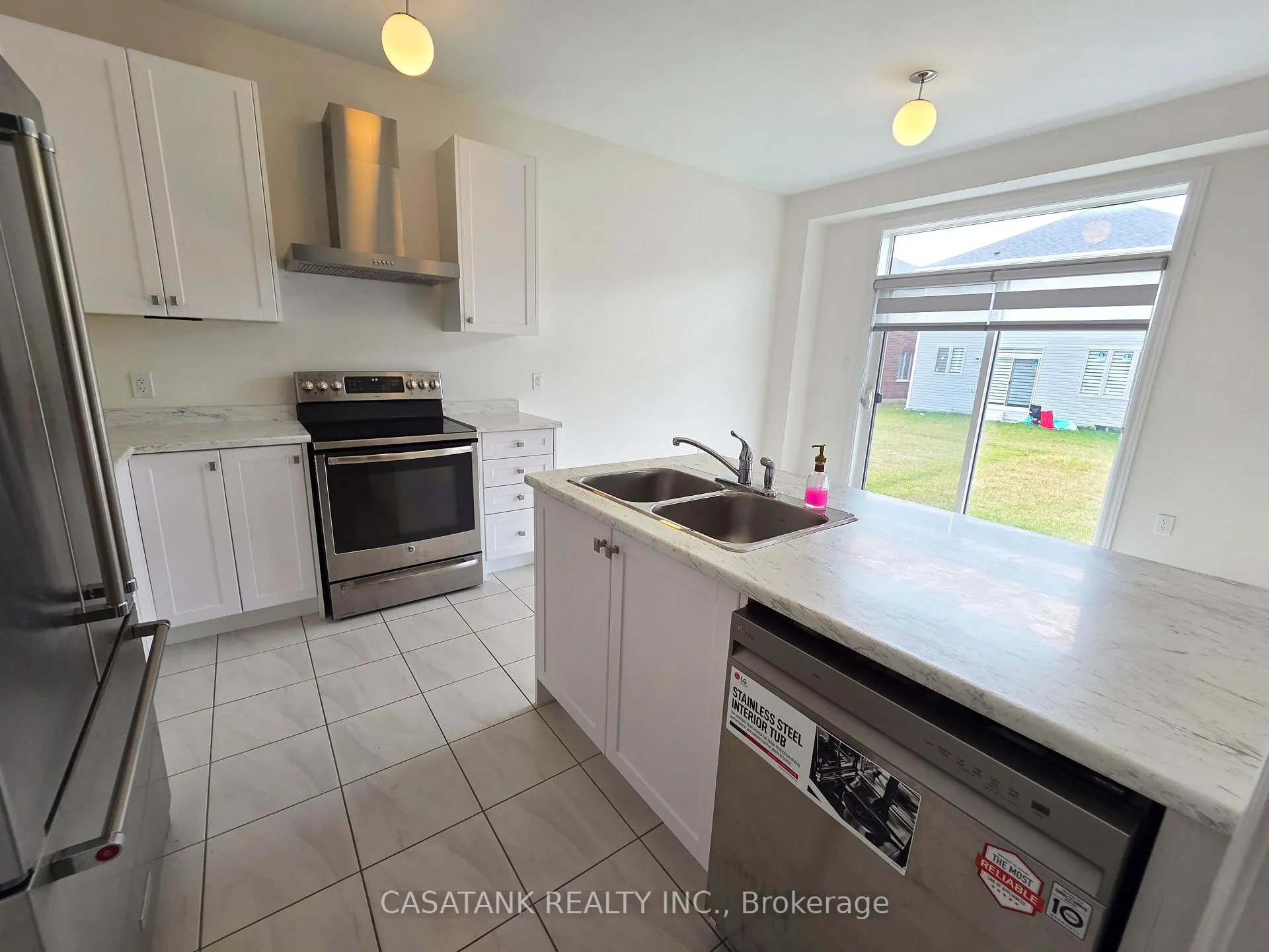 Photo 11 of 372 Leanne Lane, Shelburne — HOMEH