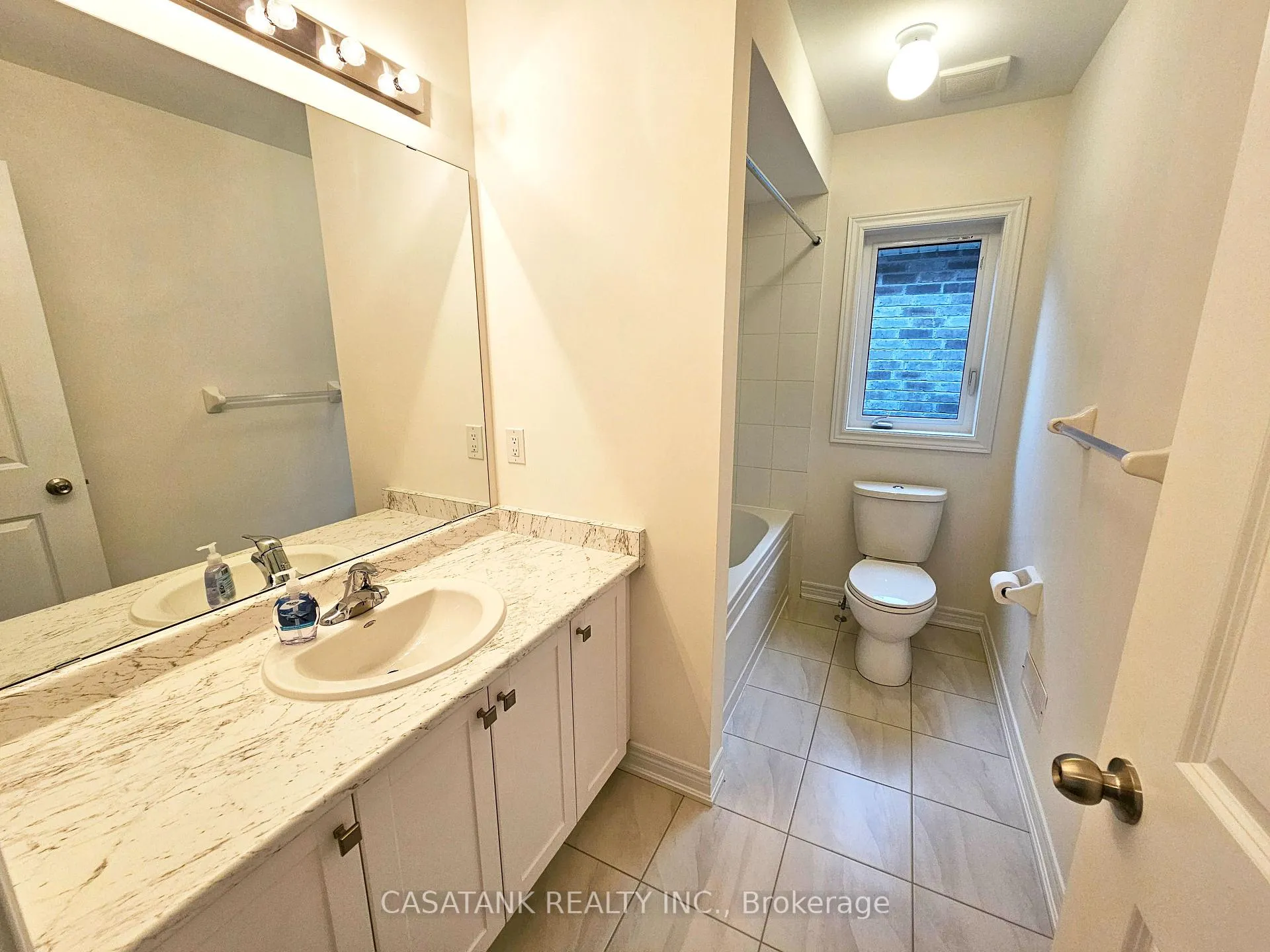 Photo 19 of 372 Leanne Lane, Shelburne — HOMEH