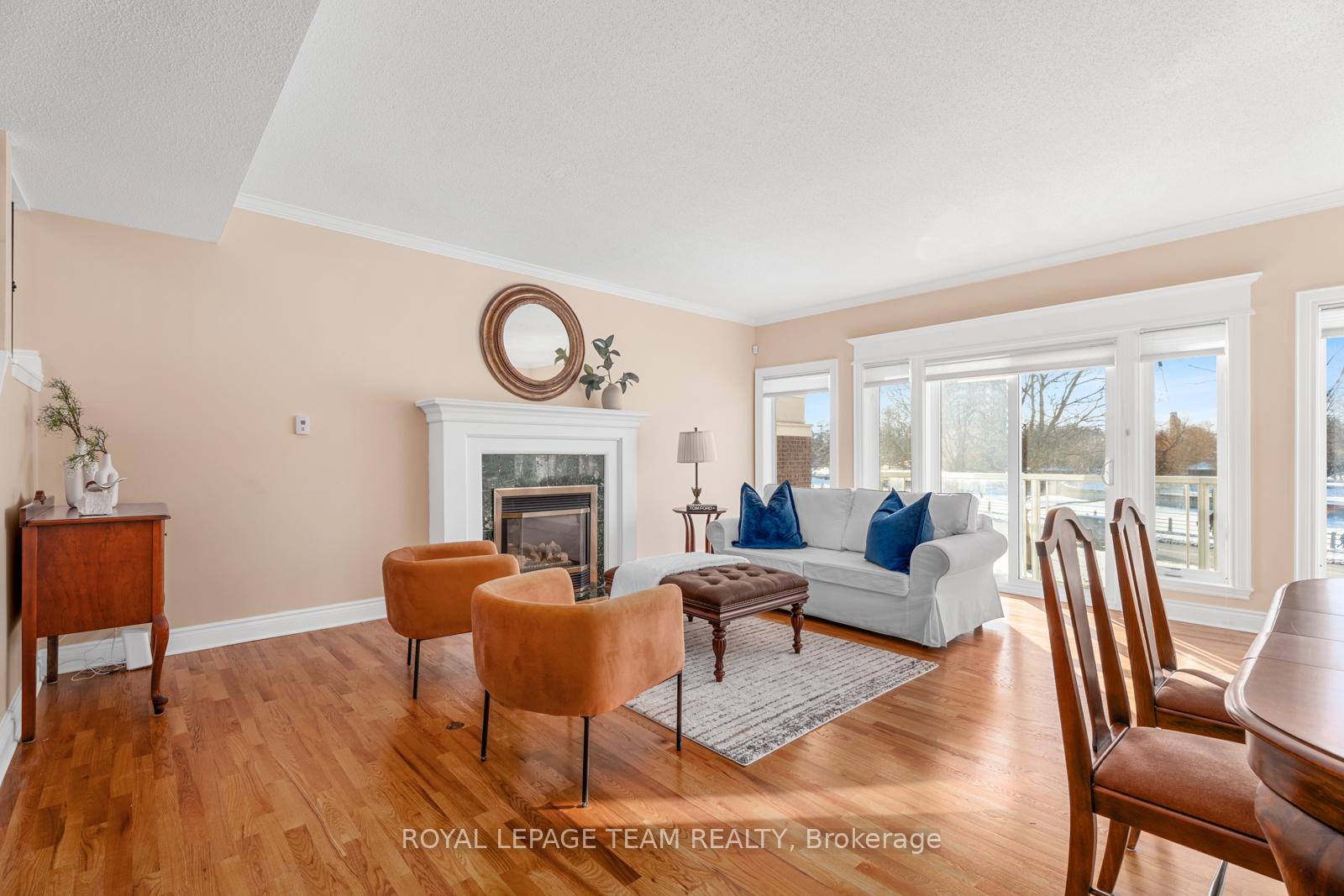 Photo 2 of 365 Echo Drive, Ottawa, Ottawa East — HOMEH