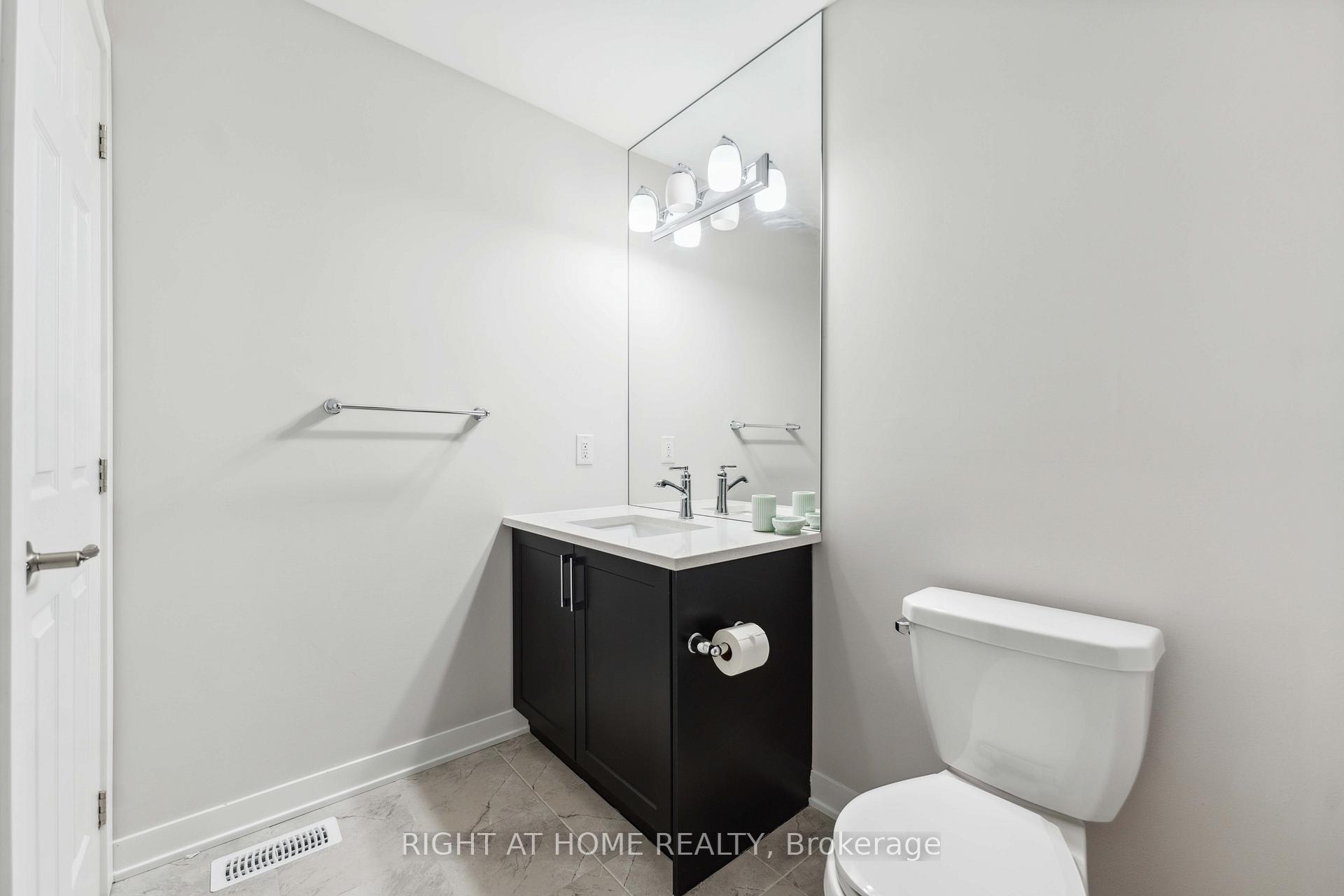 Photo 10 of 78 Lignite Pvt, Ottawa, Barrhaven - Heritage Park — HOMEH