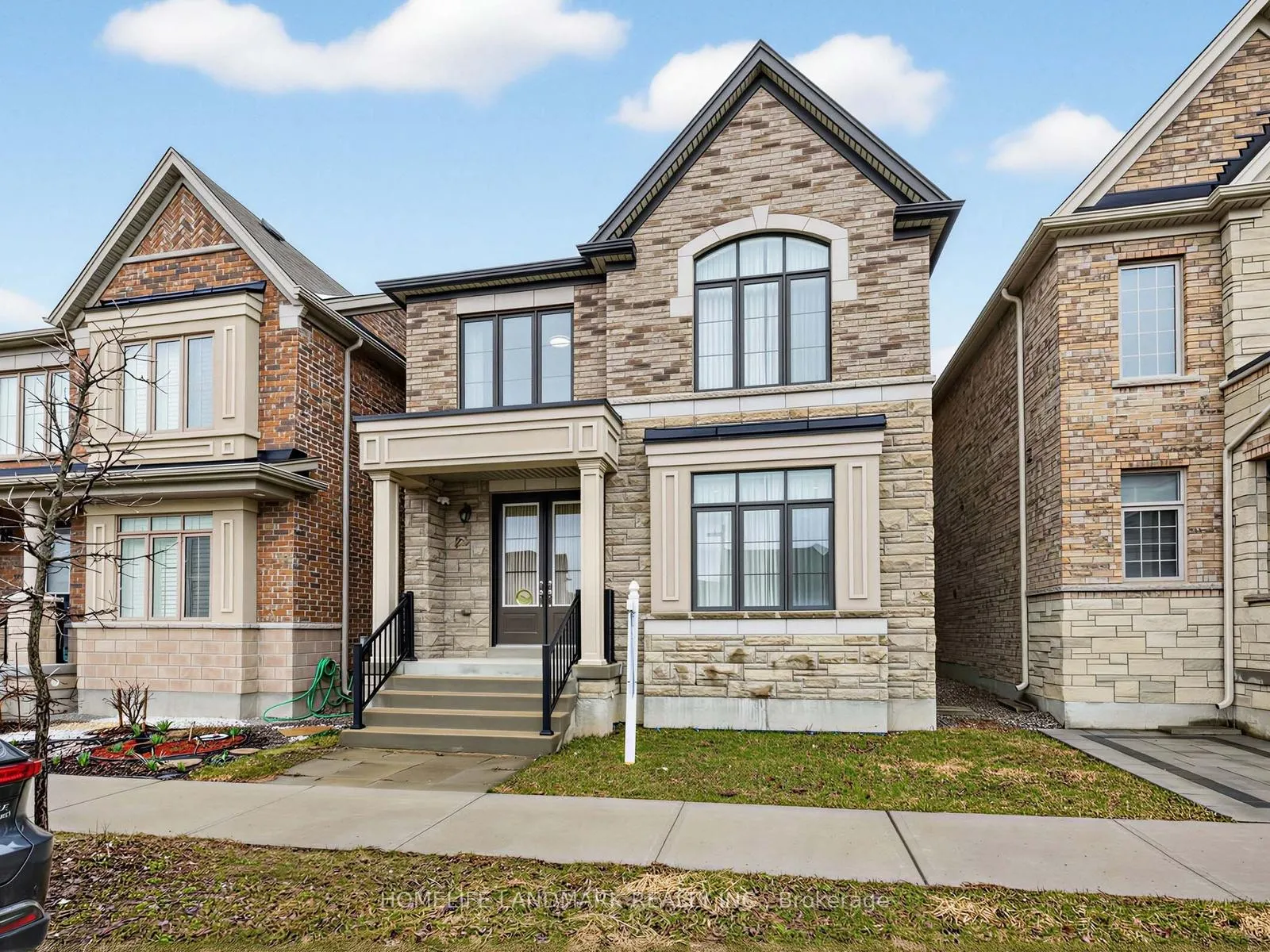 Photo 1 of 25 Gordon Landon Drive, Markham, Cornell — HOMEH