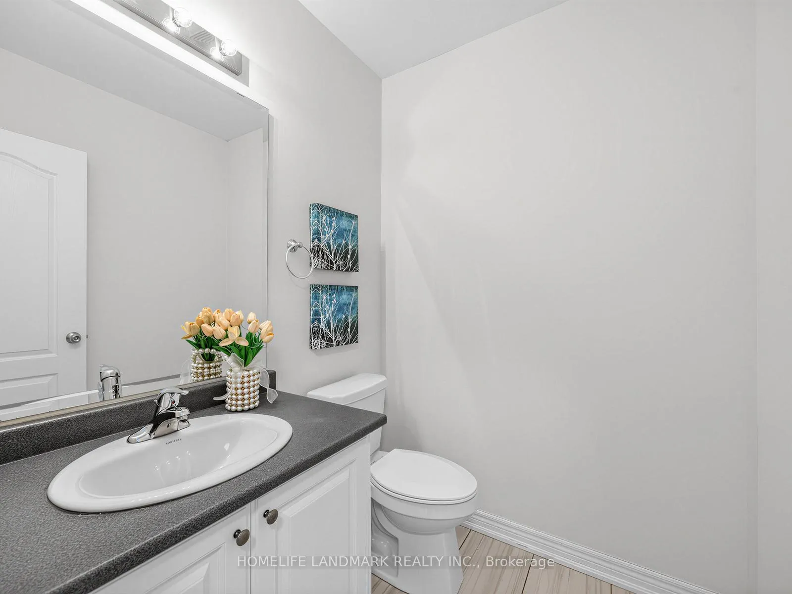 Photo 12 of 25 Gordon Landon Drive, Markham, Cornell — HOMEH