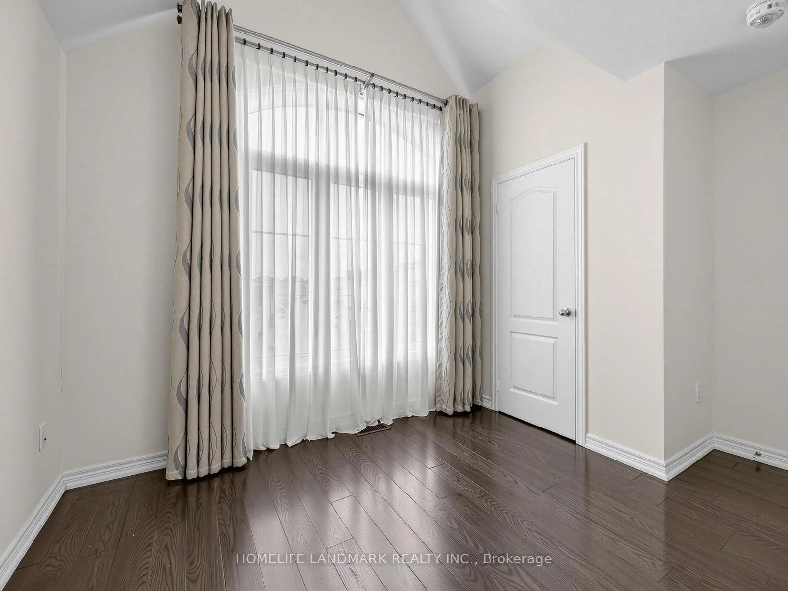 Photo 18 of 25 Gordon Landon Drive, Markham, Cornell — HOMEH