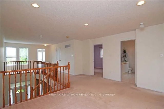 Photo 9 of 22 Desert View Crescent, Richmond Hill, Westbrook — HOMEH