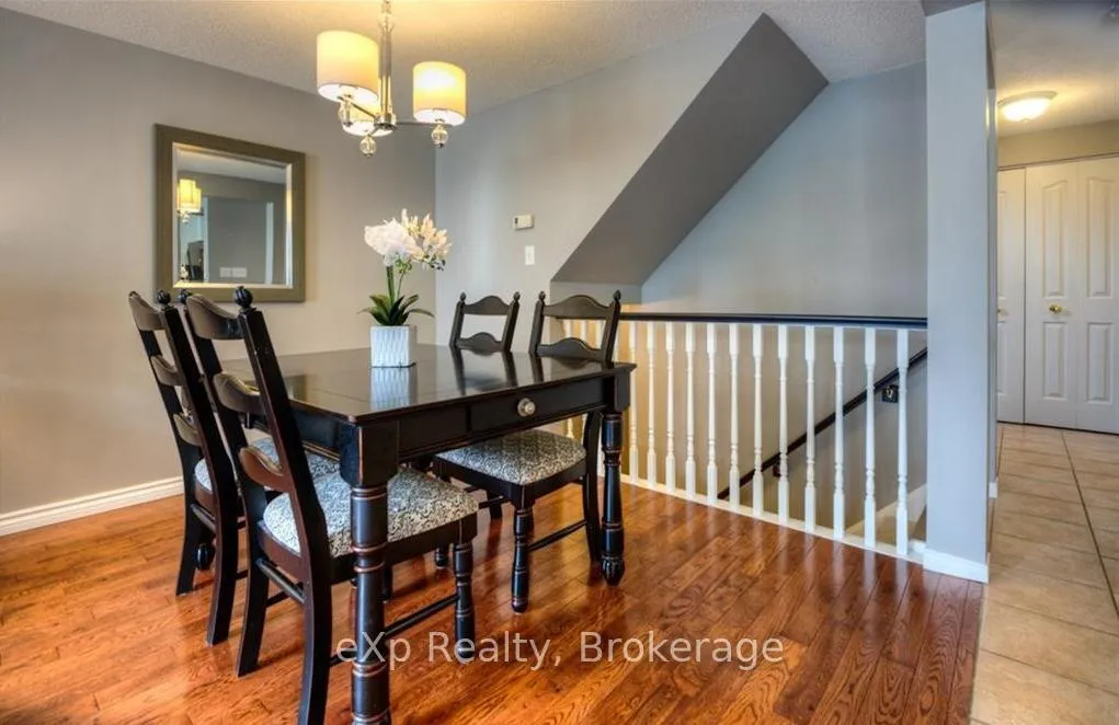 Photo 10 of 543 Chesapeake Crescent, Waterloo — HOMEH
