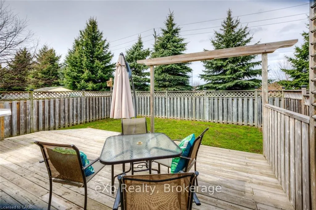 Photo 22 of 543 Chesapeake Crescent, Waterloo — HOMEH