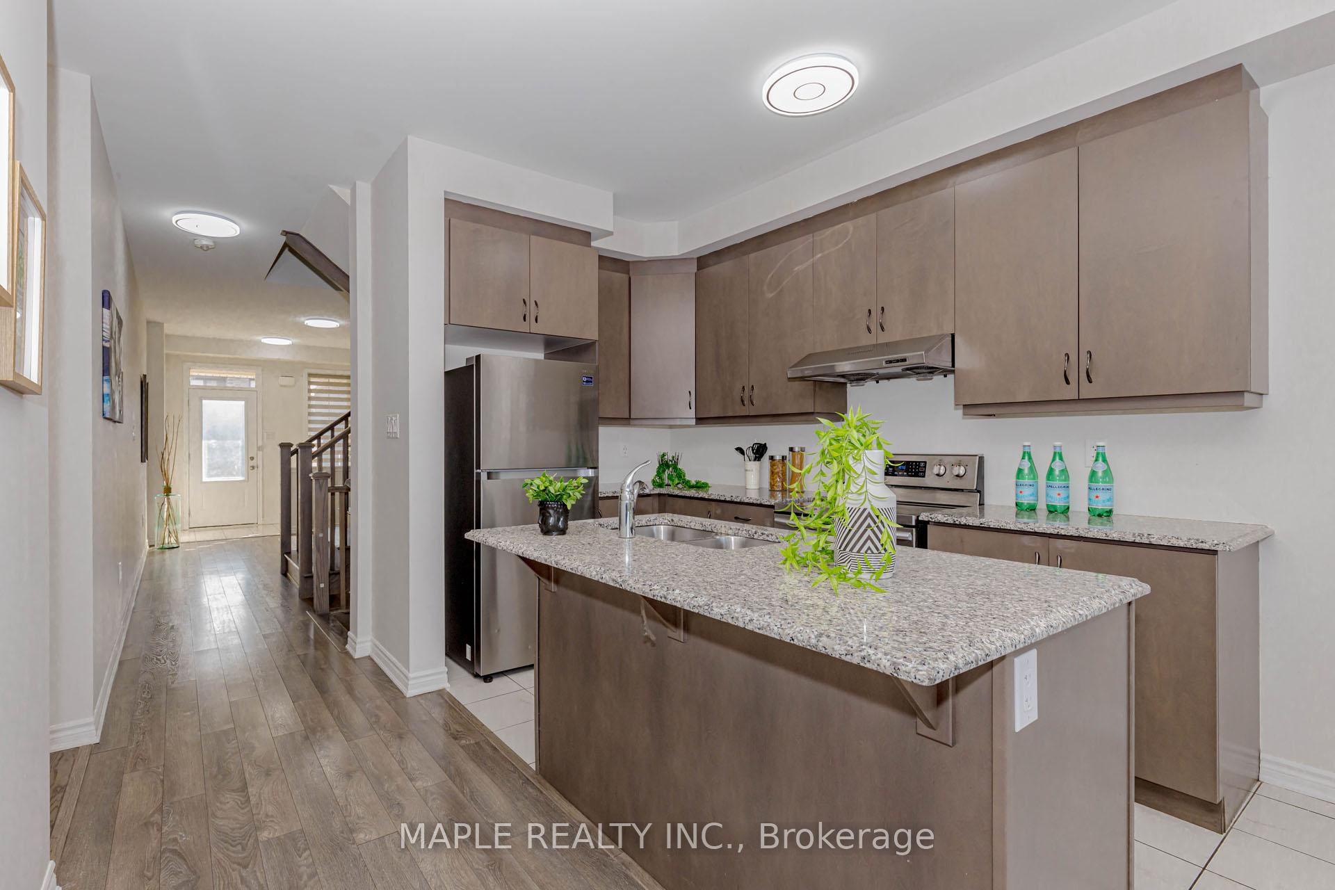 Photo 9 of 18 Boothill Drive, Brampton, Northwest Brampton — HOMEH