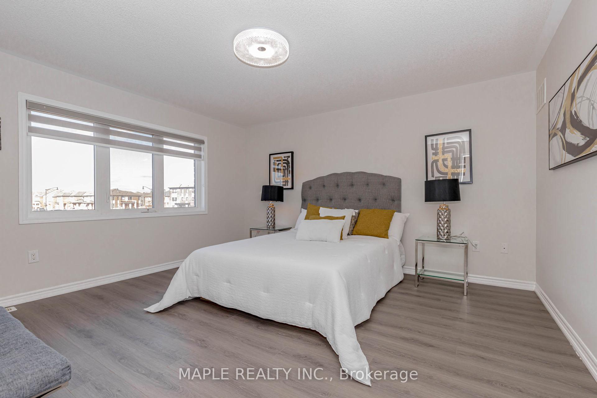 Photo 20 of 18 Boothill Drive, Brampton, Northwest Brampton — HOMEH