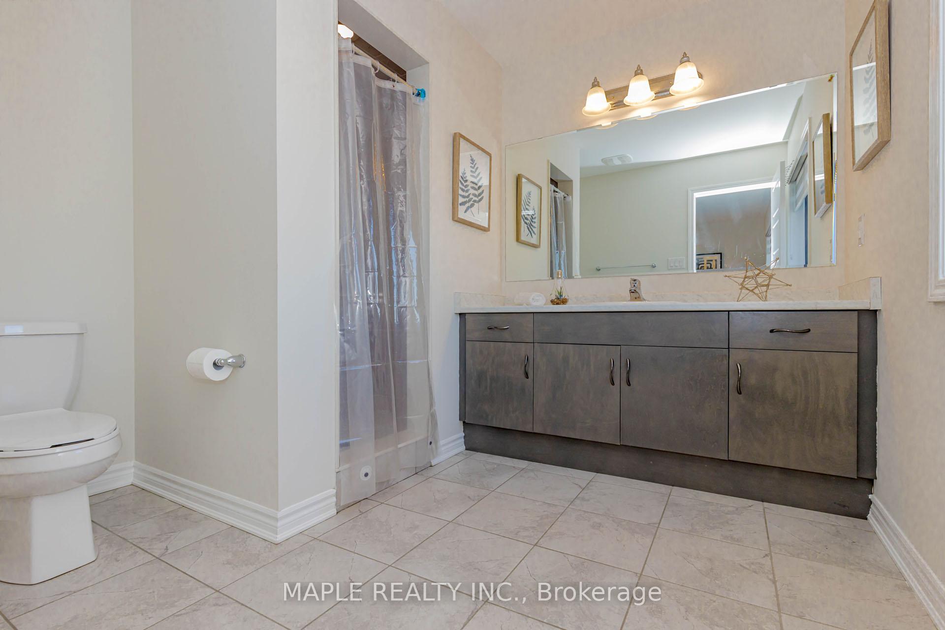 Photo 24 of 18 Boothill Drive, Brampton, Northwest Brampton — HOMEH