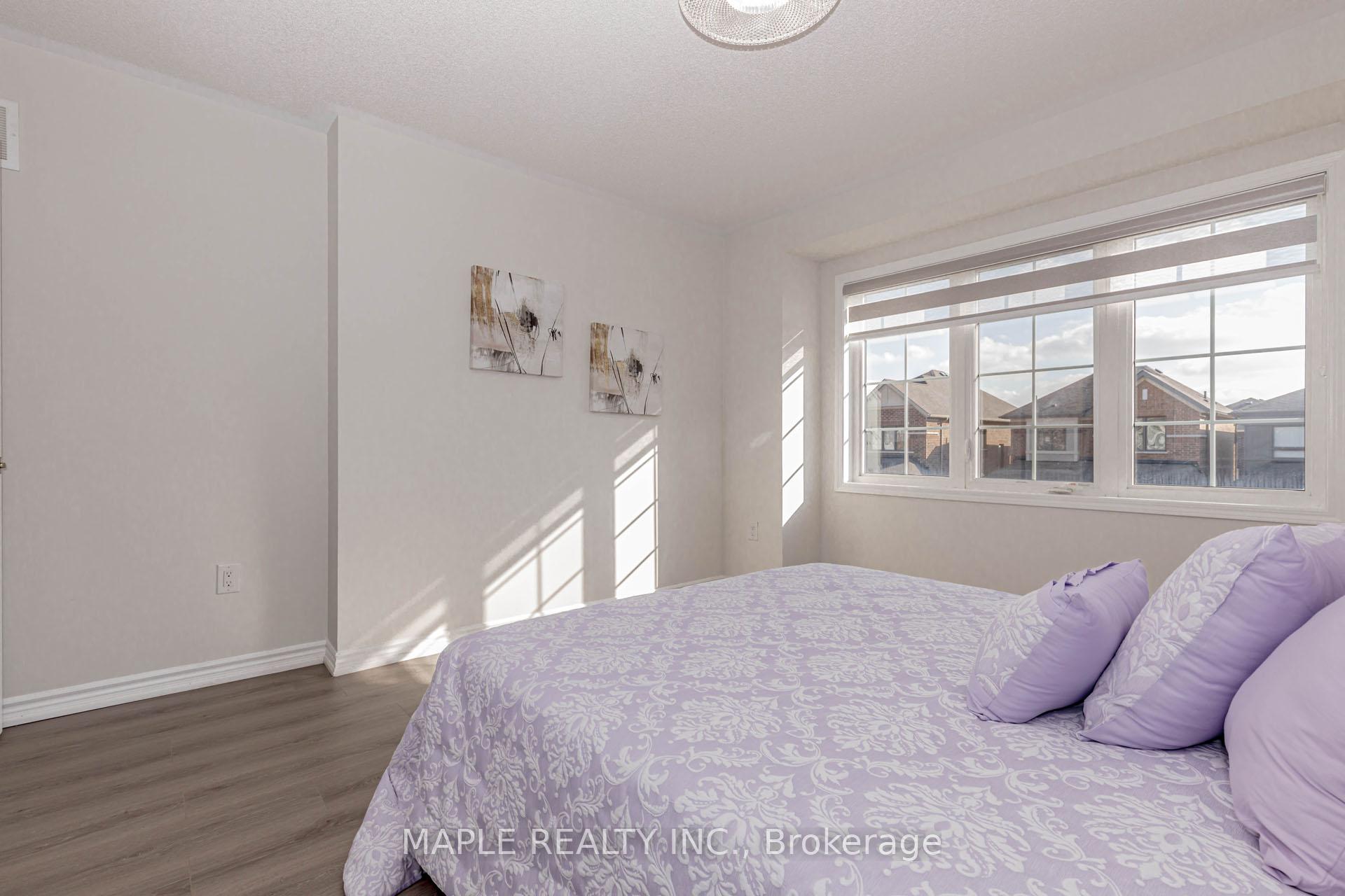 Photo 26 of 18 Boothill Drive, Brampton, Northwest Brampton — HOMEH