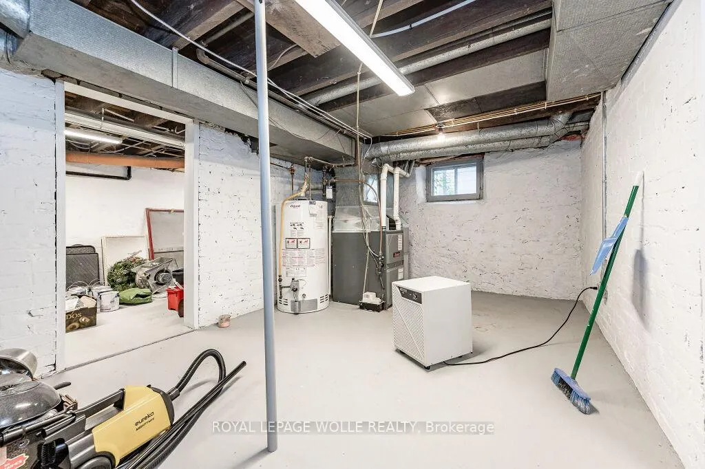 Photo 41 of 69 Ahrens Street W, Kitchener — HOMEH