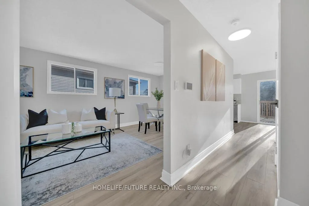 Photo 4 of Unit Upper, 581 Pondtail Court, Oshawa, Pinecrest — HOMEH