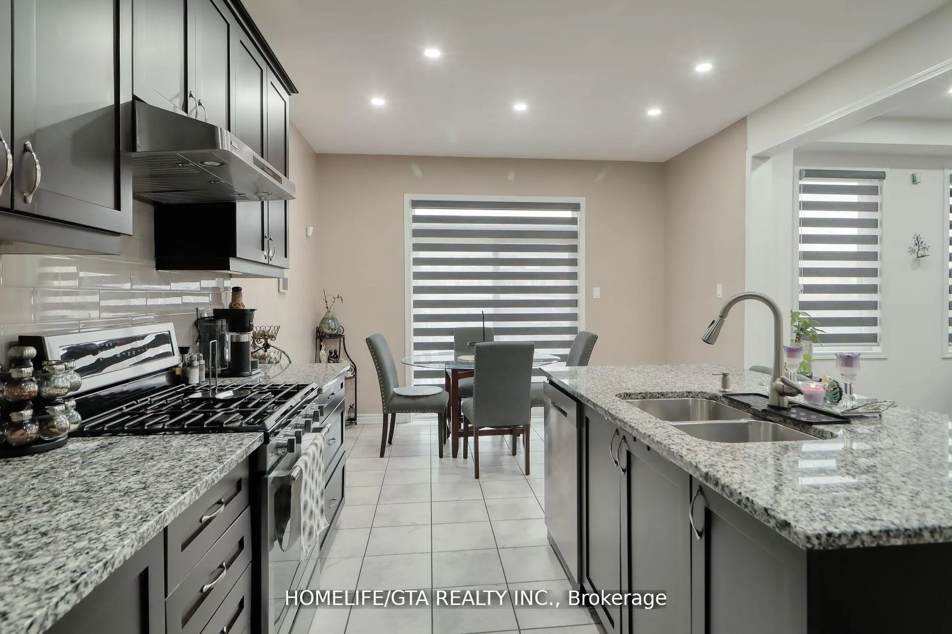Photo 8 of 498 Blair Creek Drive, Kitchener, Doon South — HOMEH