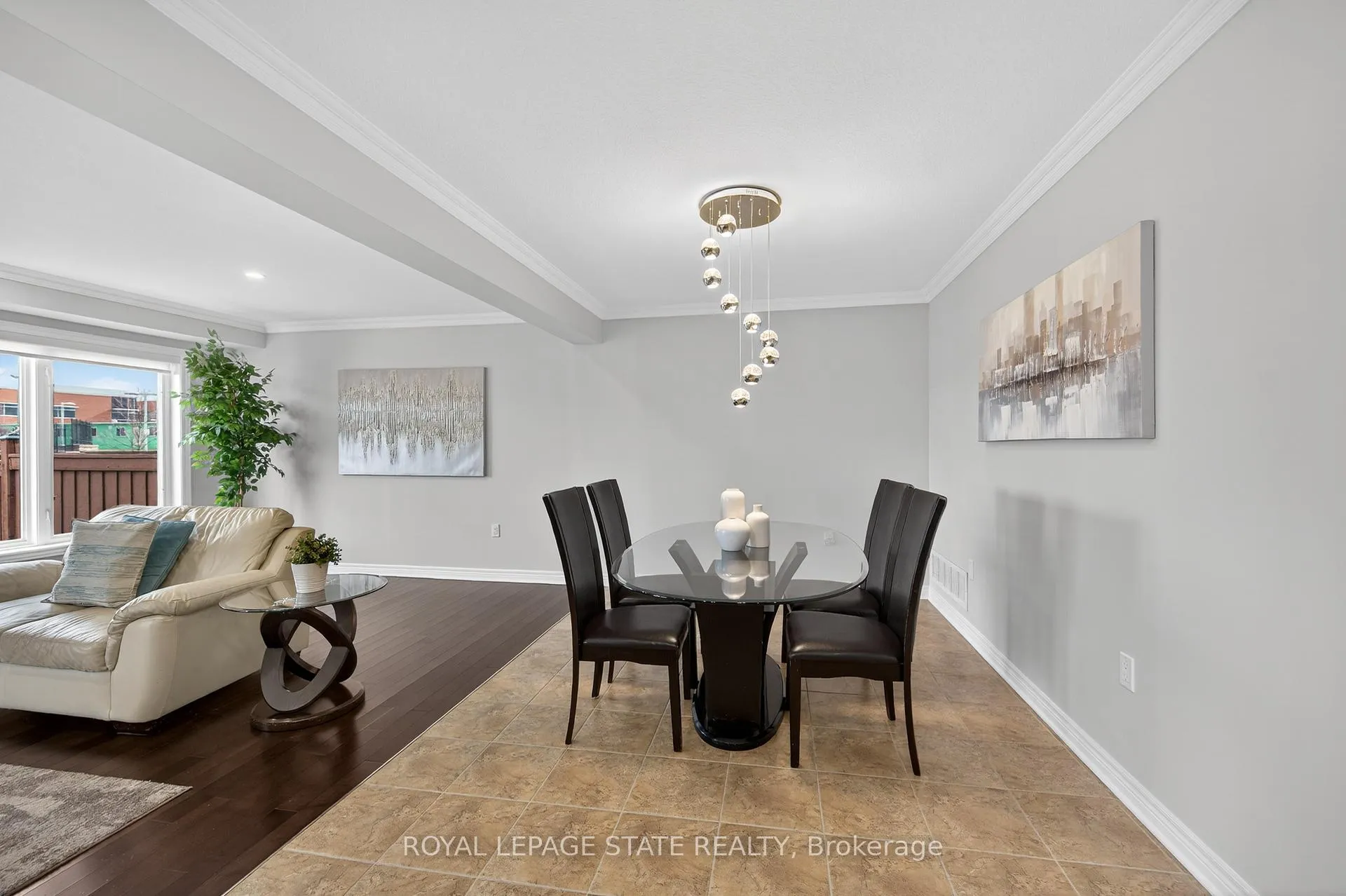 Photo 7 of 300 Pinehill Drive, Hamilton, Stoney Creek — HOMEH