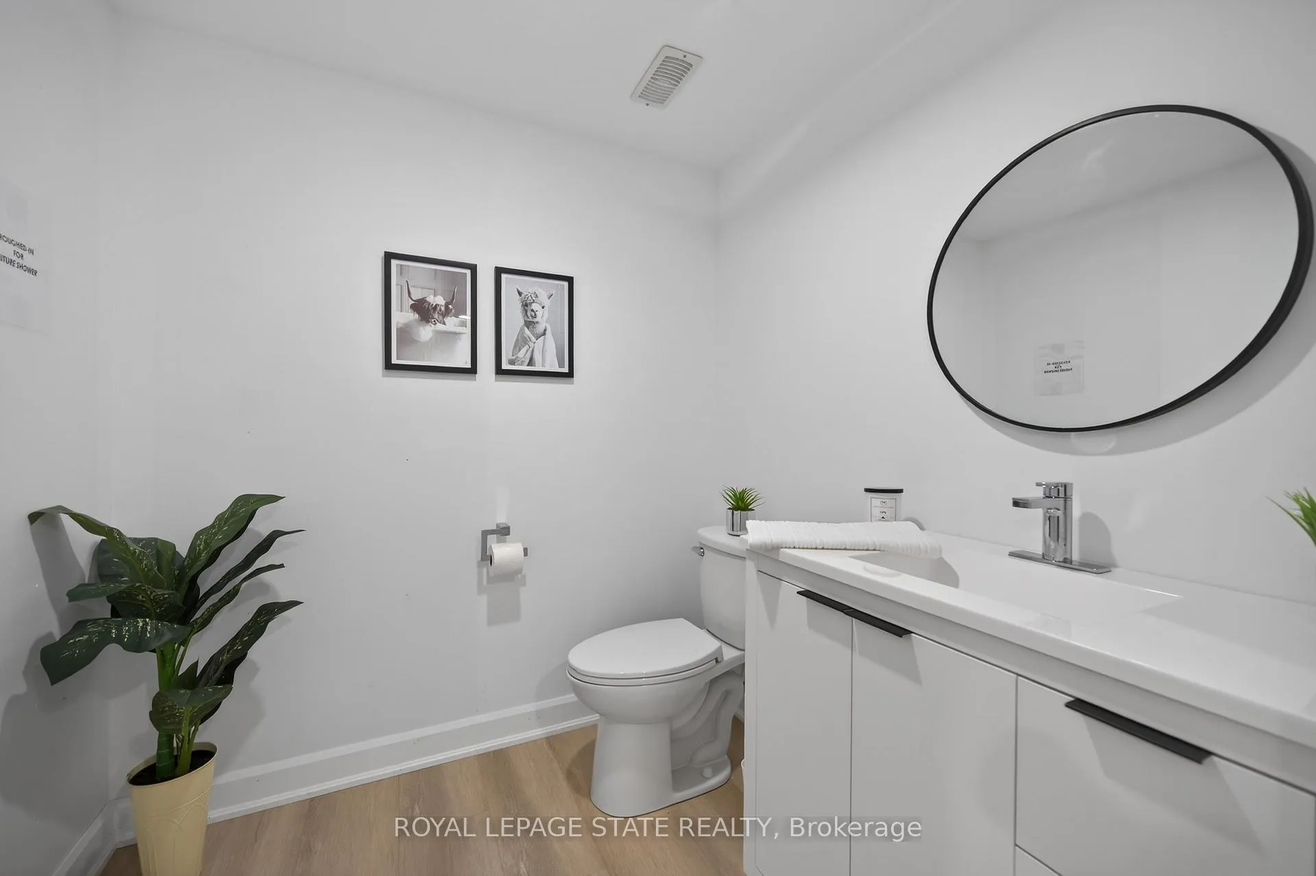 Photo 37 of 300 Pinehill Drive, Hamilton, Stoney Creek — HOMEH