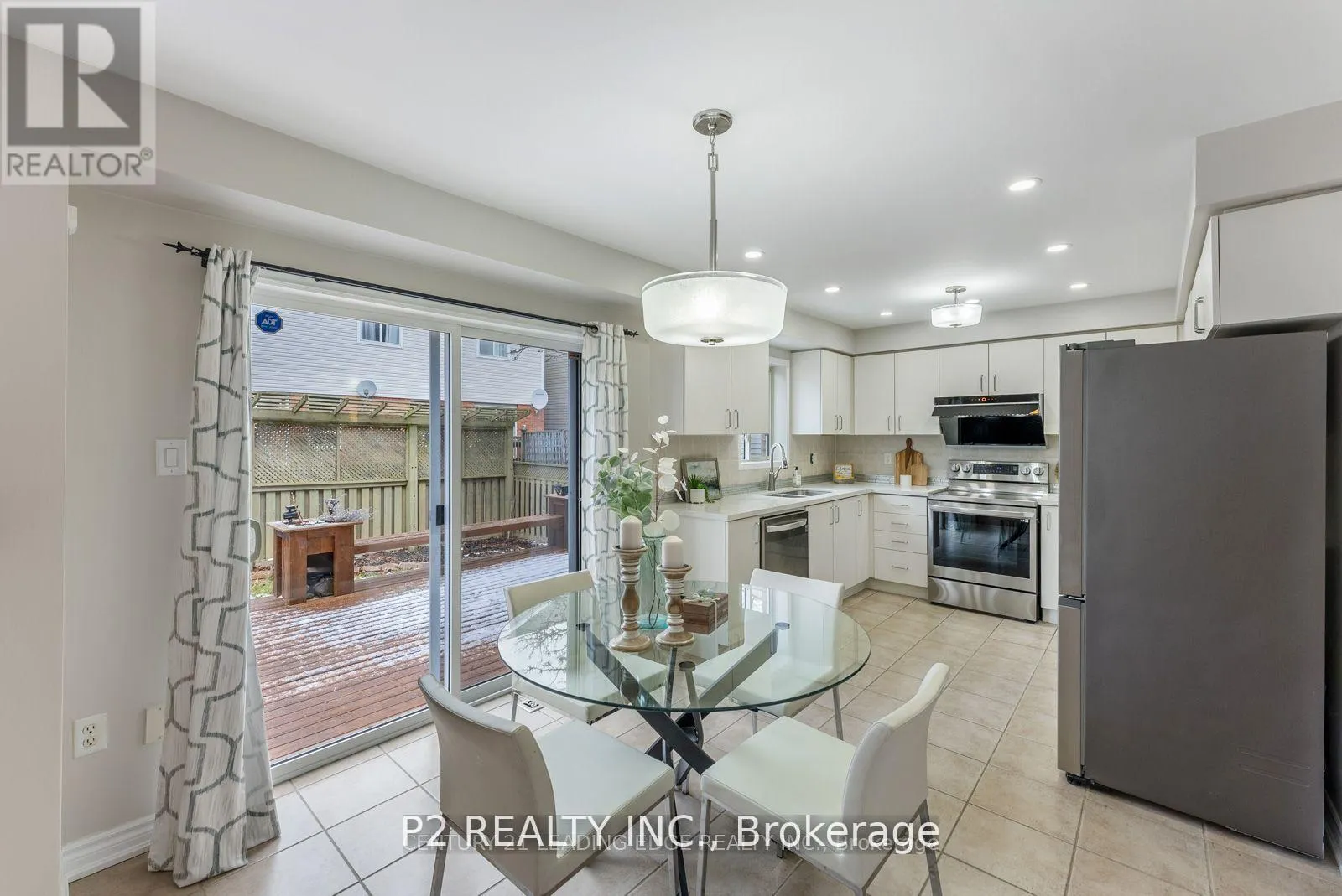 Photo 13 of 8 Parish Avenue, Ajax, South East — HOMEH