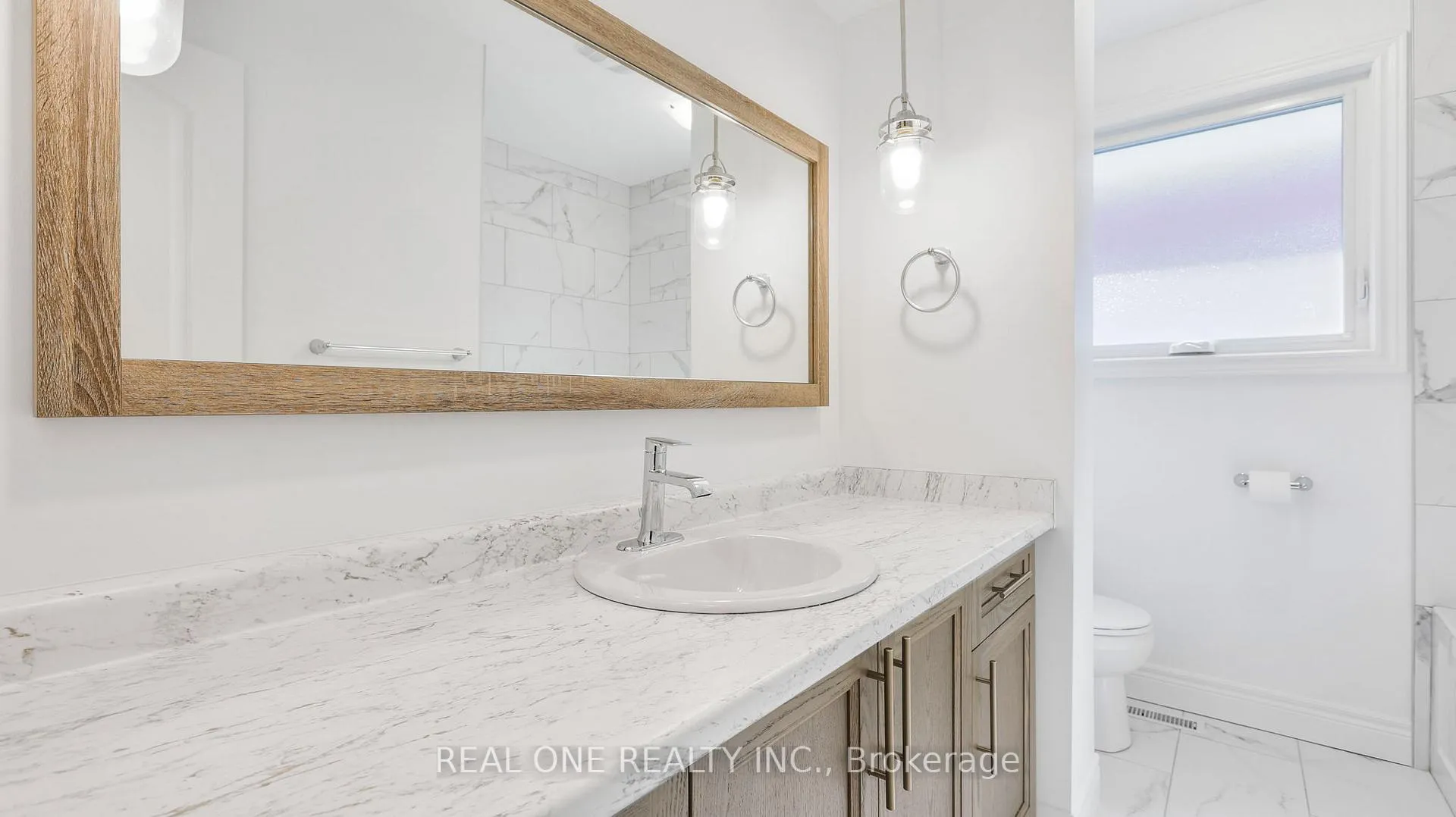 Photo 21 of 10 Bentley Place, Hamilton, Gilbert — HOMEH