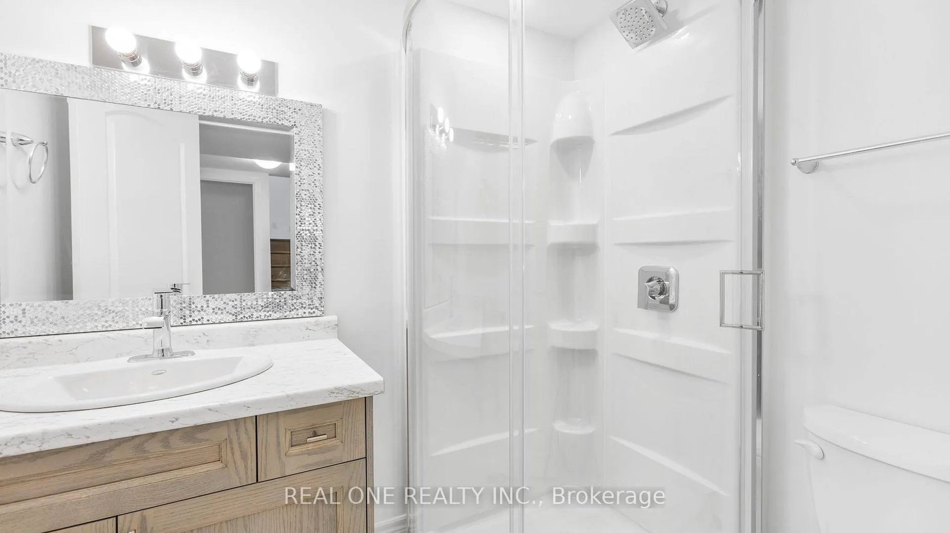 Photo 25 of 10 Bentley Place, Hamilton, Gilbert — HOMEH