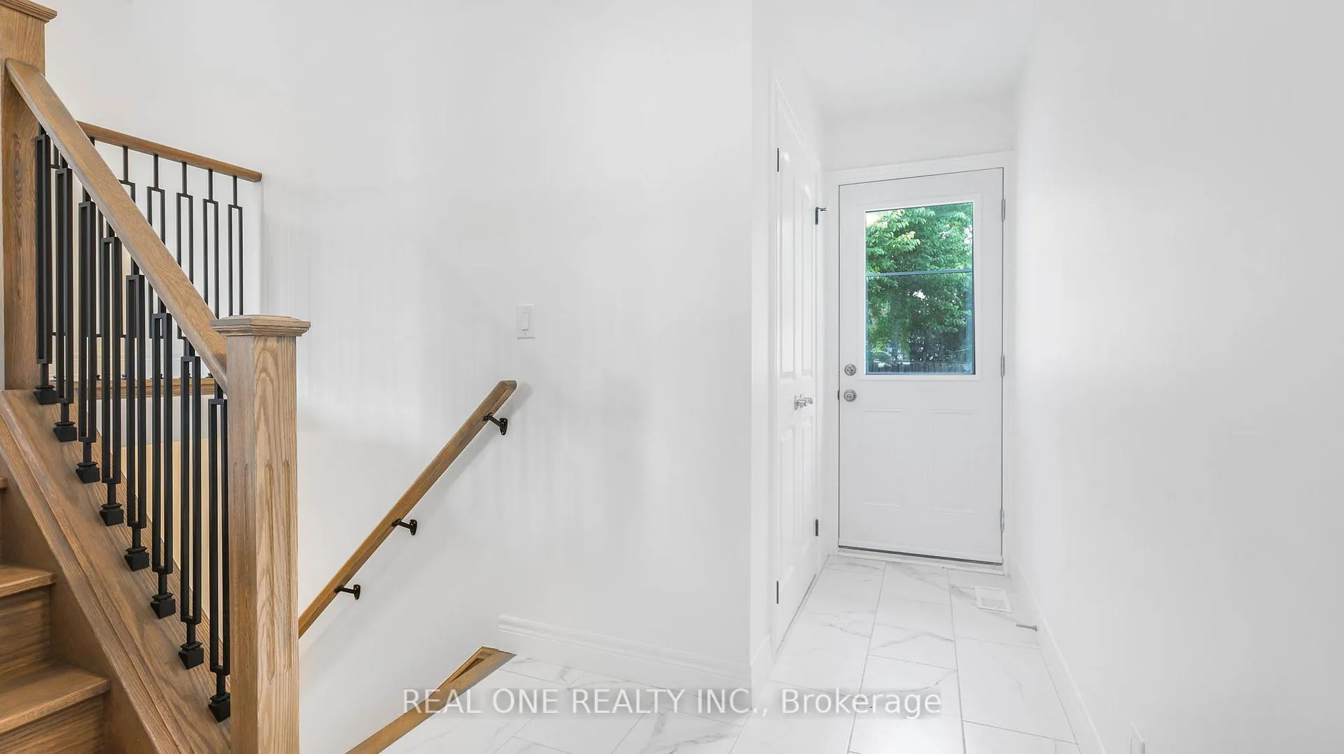 Photo 35 of 10 Bentley Place, Hamilton, Gilbert — HOMEH