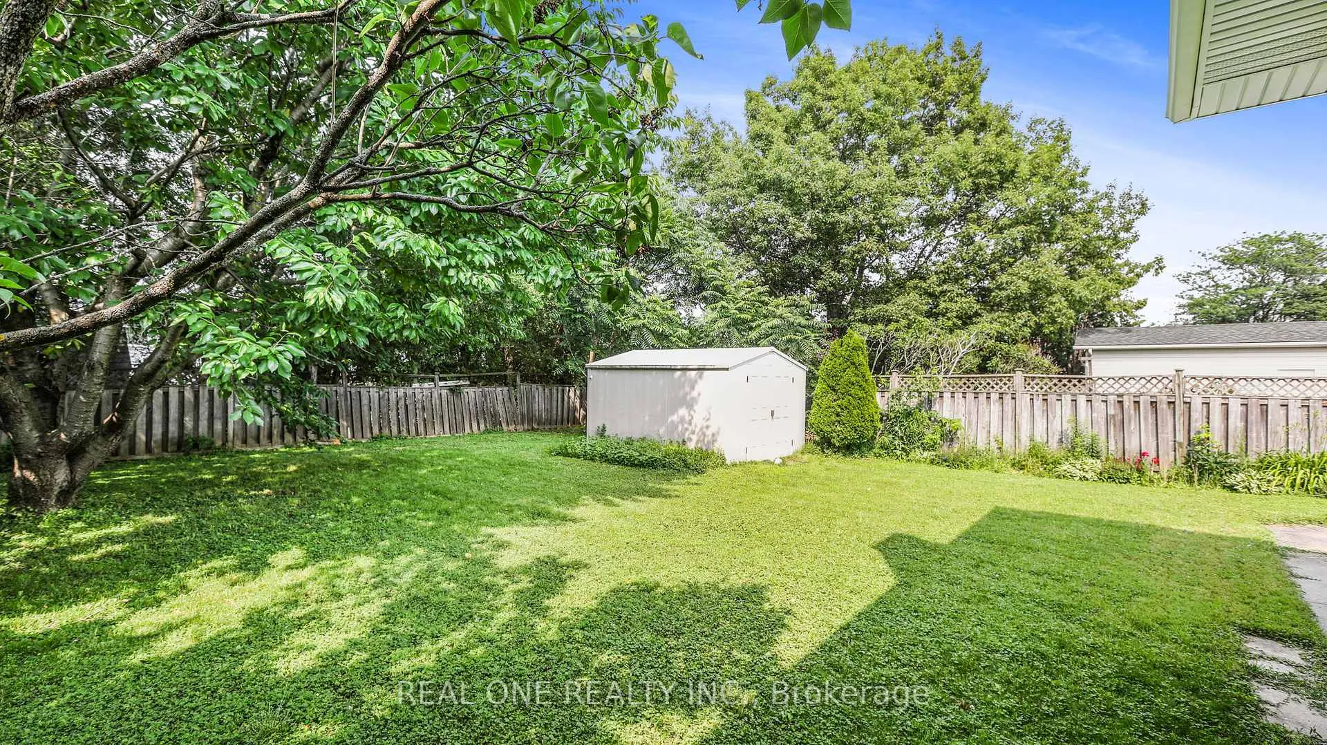 Photo 38 of 10 Bentley Place, Hamilton, Gilbert — HOMEH