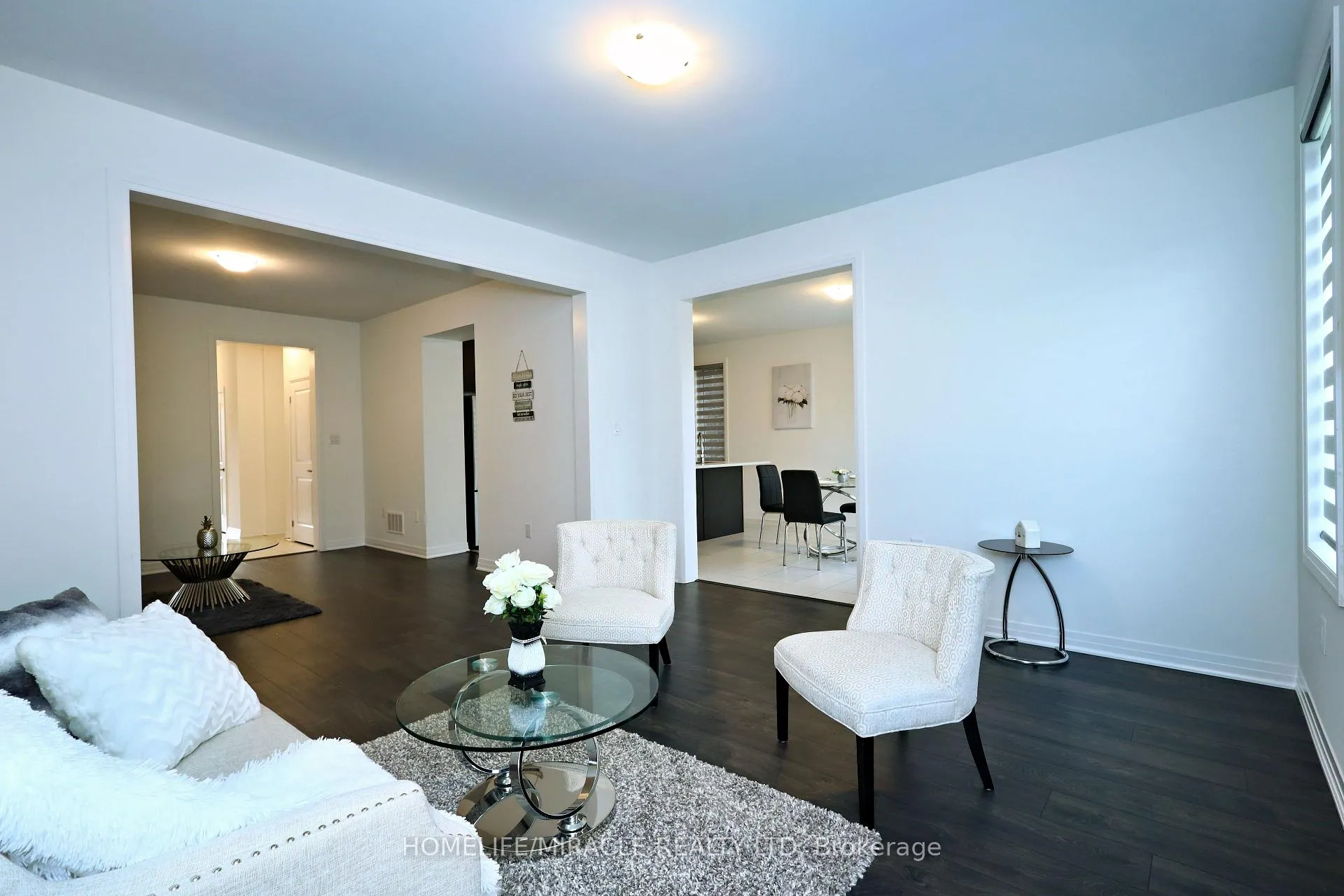Photo 15 of 8 Copperhill Heights, Barrie, Painswick South — HOMEH