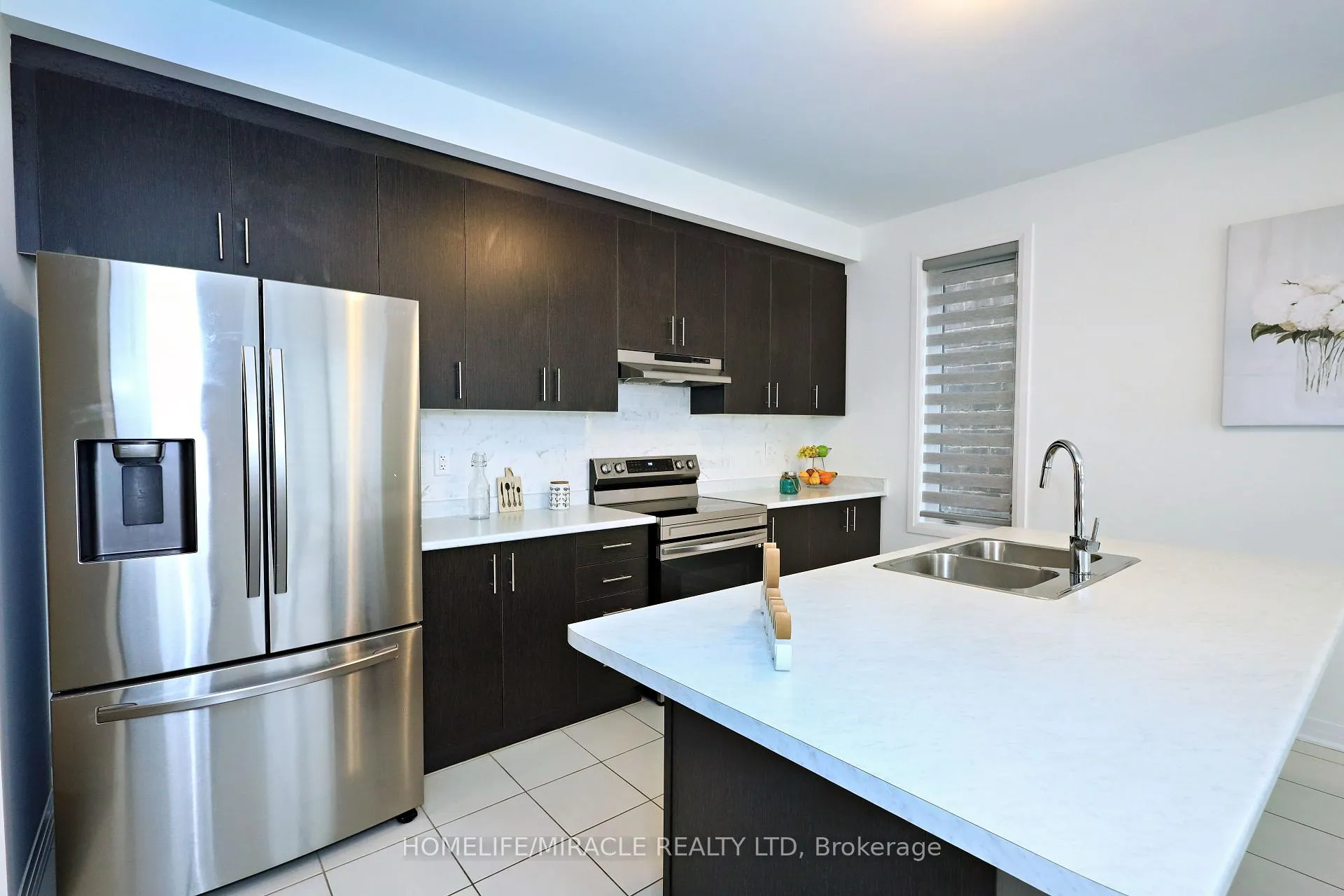 Photo 21 of 8 Copperhill Heights, Barrie, Painswick South — HOMEH