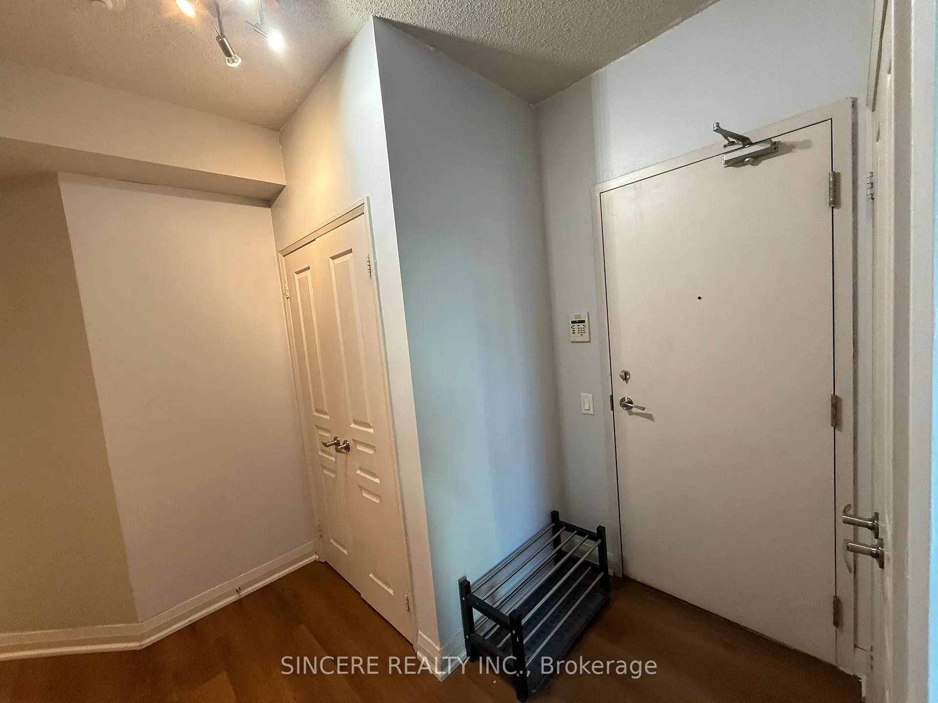 Photo 10 of Unit 1701, 1121 Bay Street, Toronto, Bay Street Corridor — HOMEH