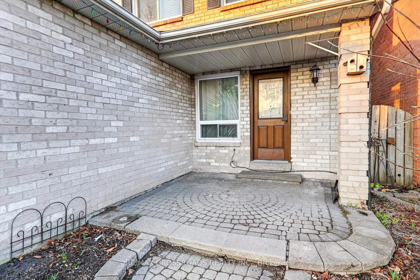 Photo 5 of 35 Harley Drive, Ajax, Central — HOMEH
