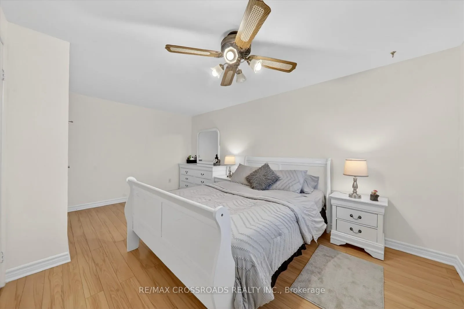 Photo 22 of 35 Harley Drive, Ajax, Central — HOMEH