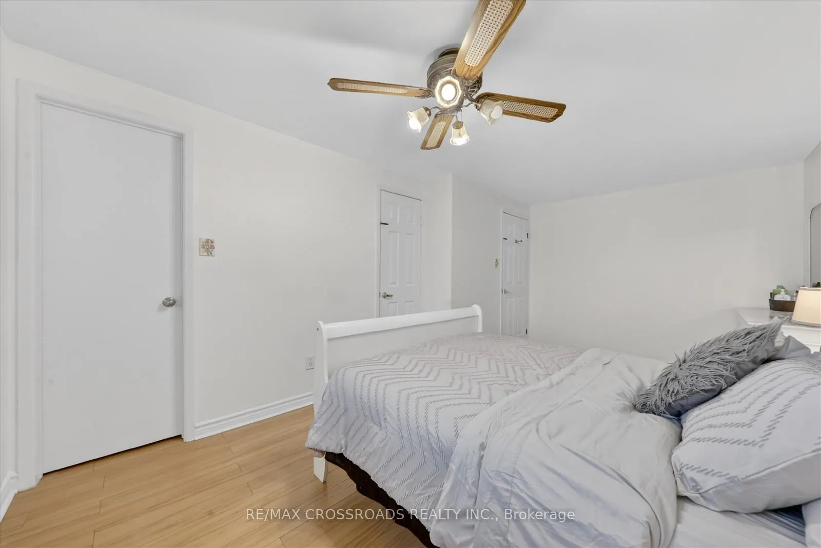 Photo 23 of 35 Harley Drive, Ajax, Central — HOMEH