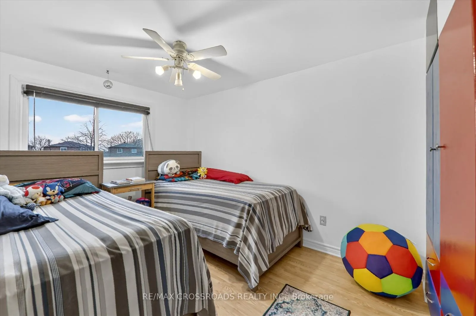 Photo 25 of 35 Harley Drive, Ajax, Central — HOMEH
