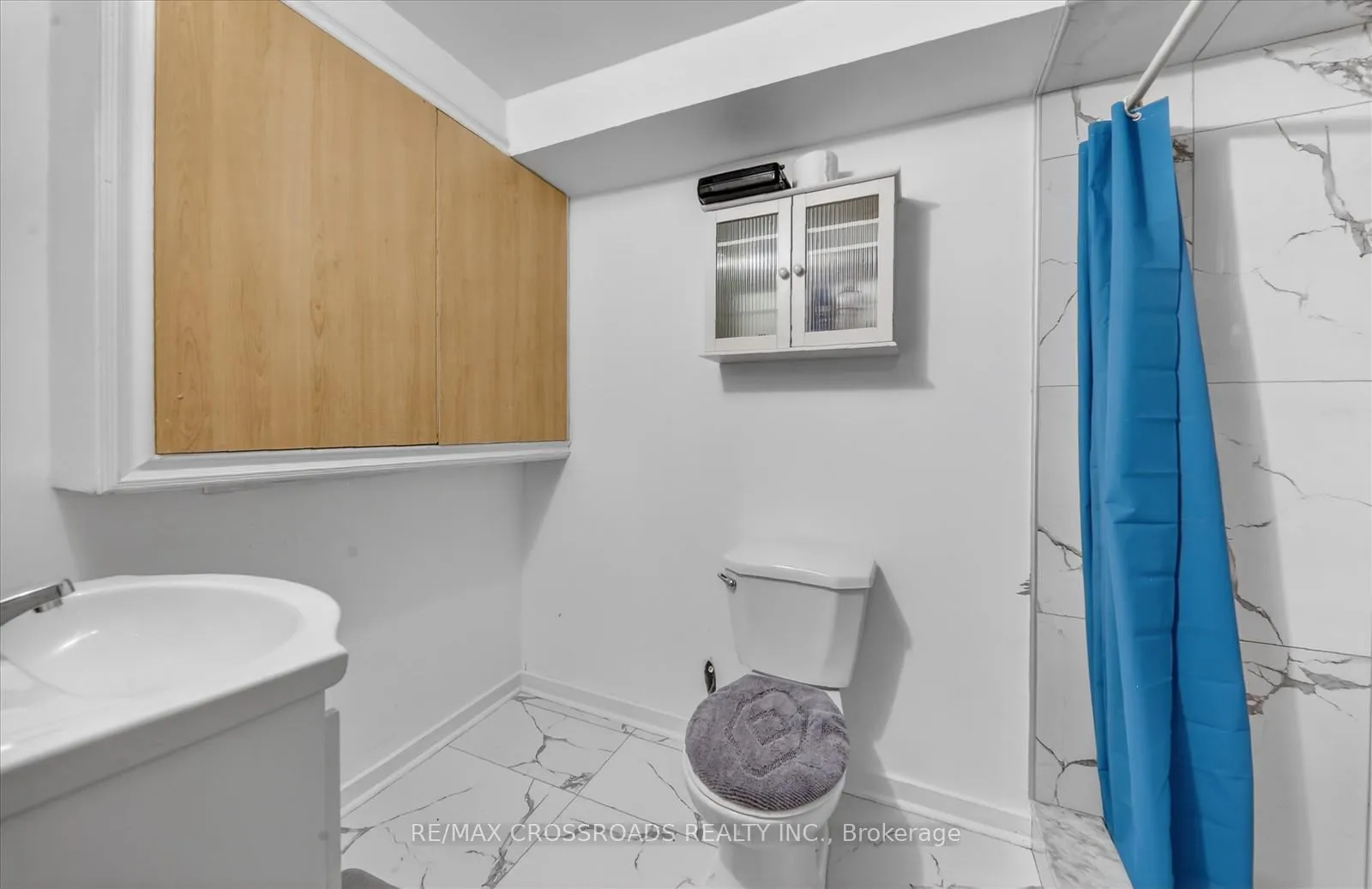 Photo 32 of 35 Harley Drive, Ajax, Central — HOMEH