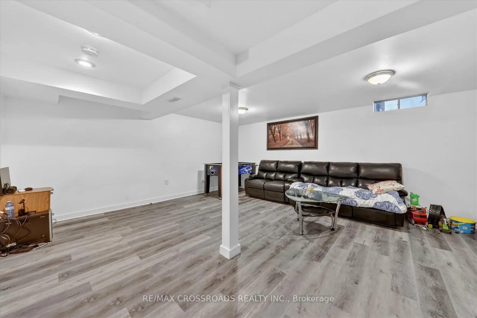 Photo 33 of 35 Harley Drive, Ajax, Central — HOMEH