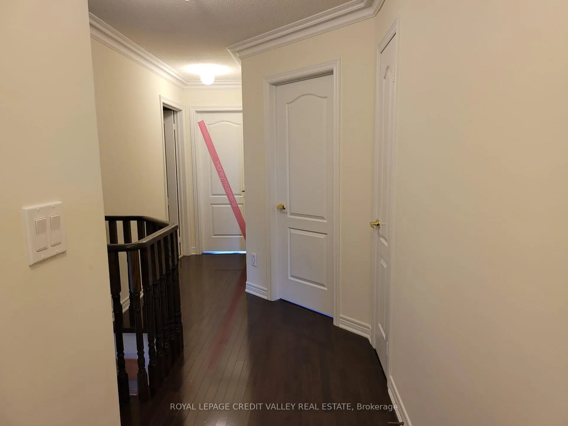 Photo 11 of 38 Brahm Court, Vaughan, Vellore Village — HOMEH