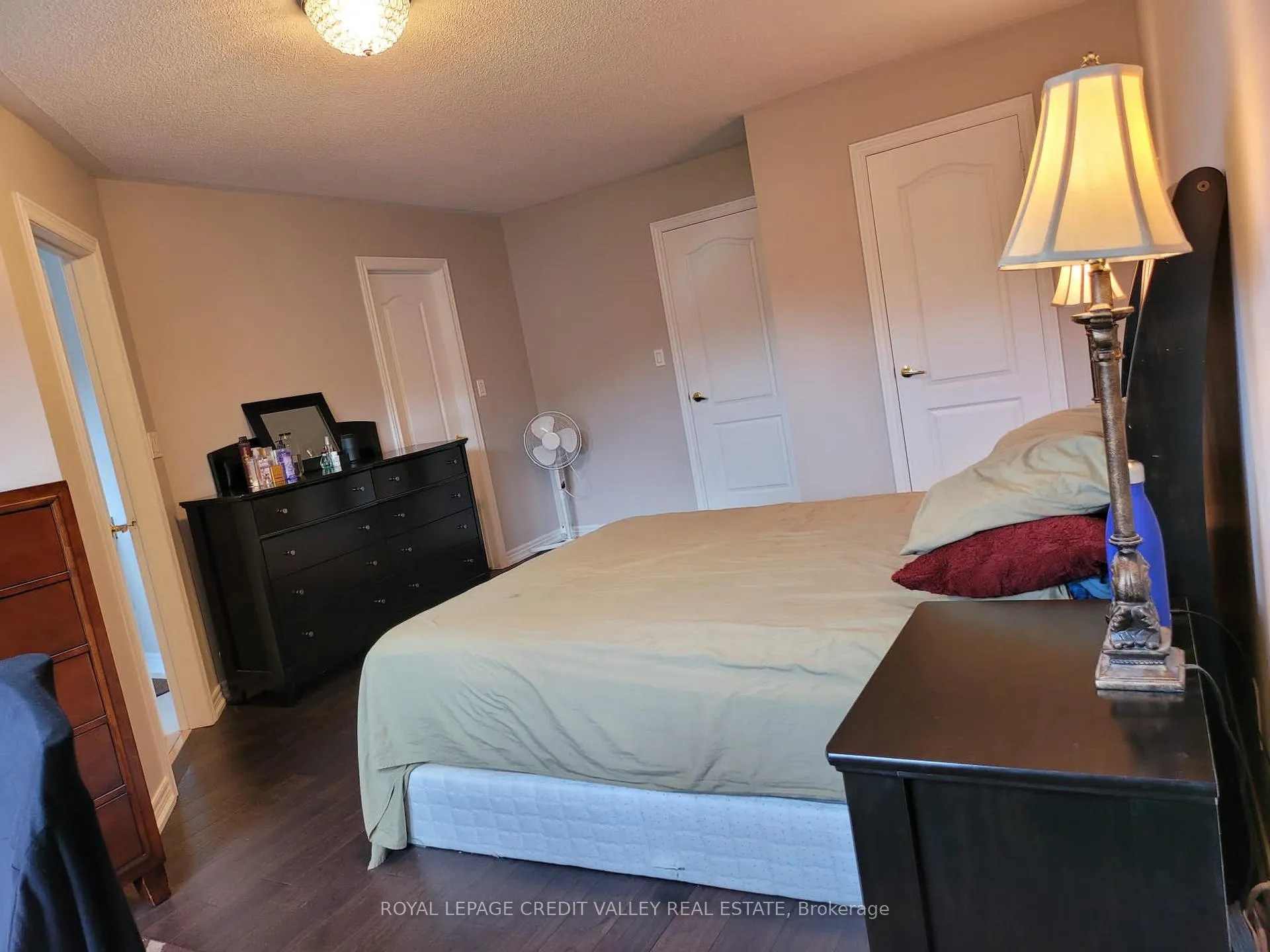 Photo 18 of 38 Brahm Court, Vaughan, Vellore Village — HOMEH