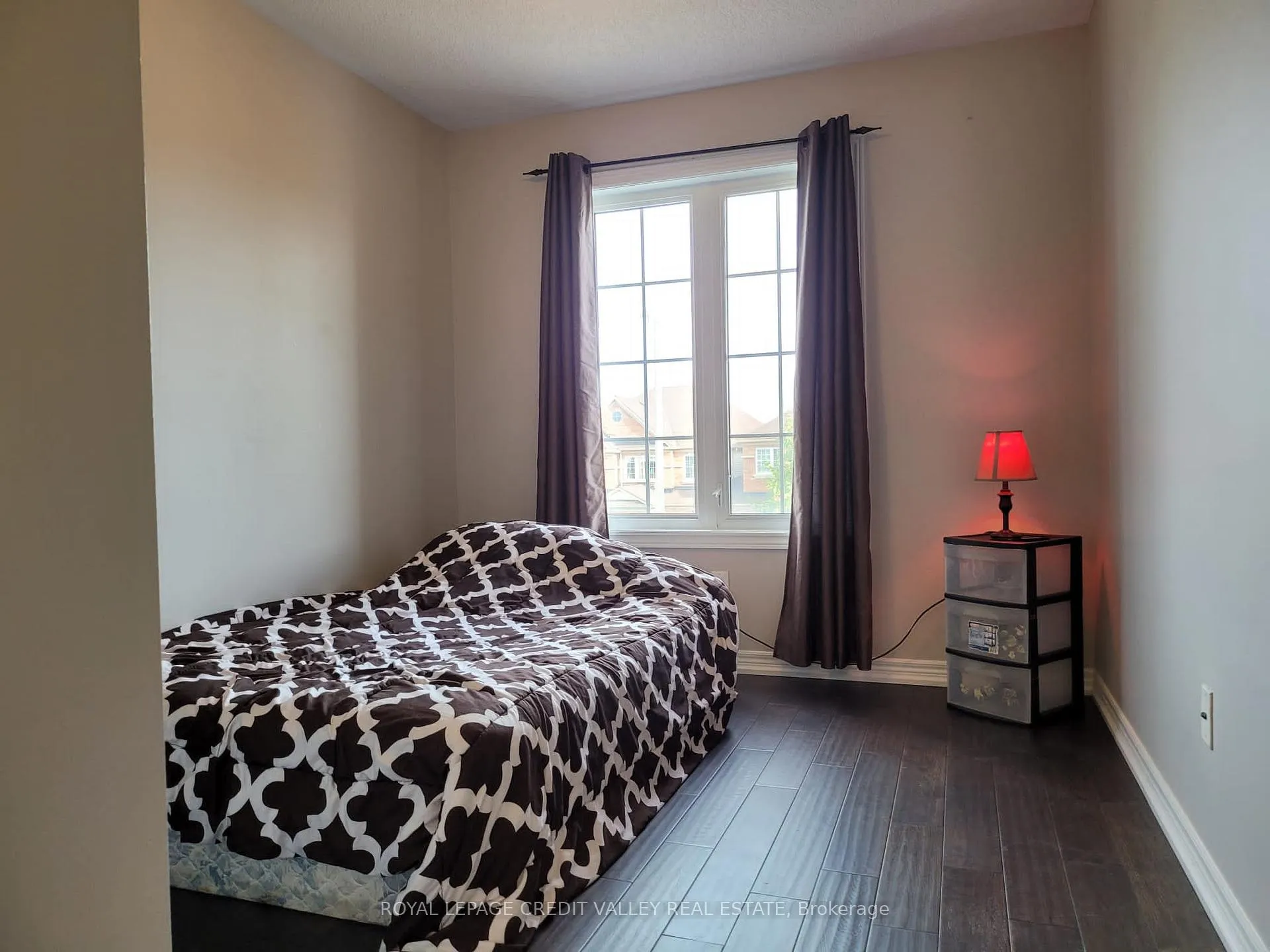 Photo 20 of 38 Brahm Court, Vaughan, Vellore Village — HOMEH