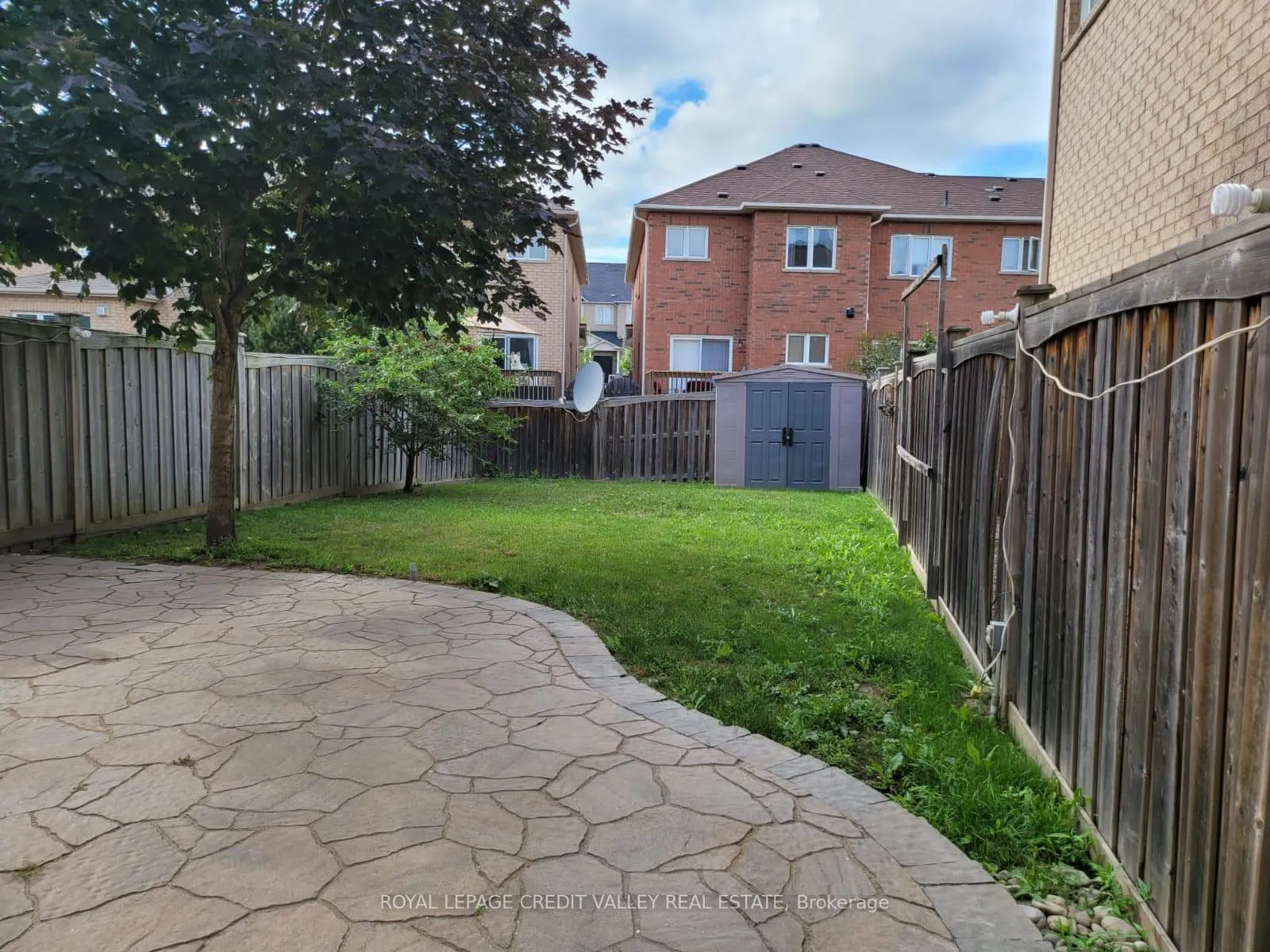 Photo 26 of 38 Brahm Court, Vaughan, Vellore Village — HOMEH