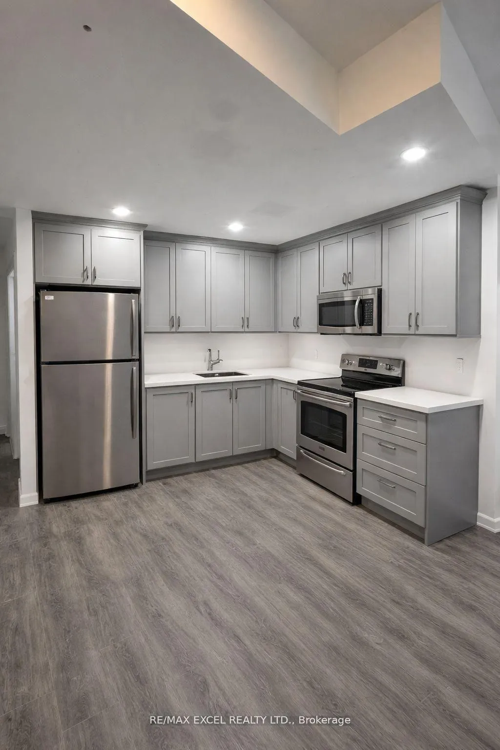Front of Unit Basement, 41 John Rolph Street