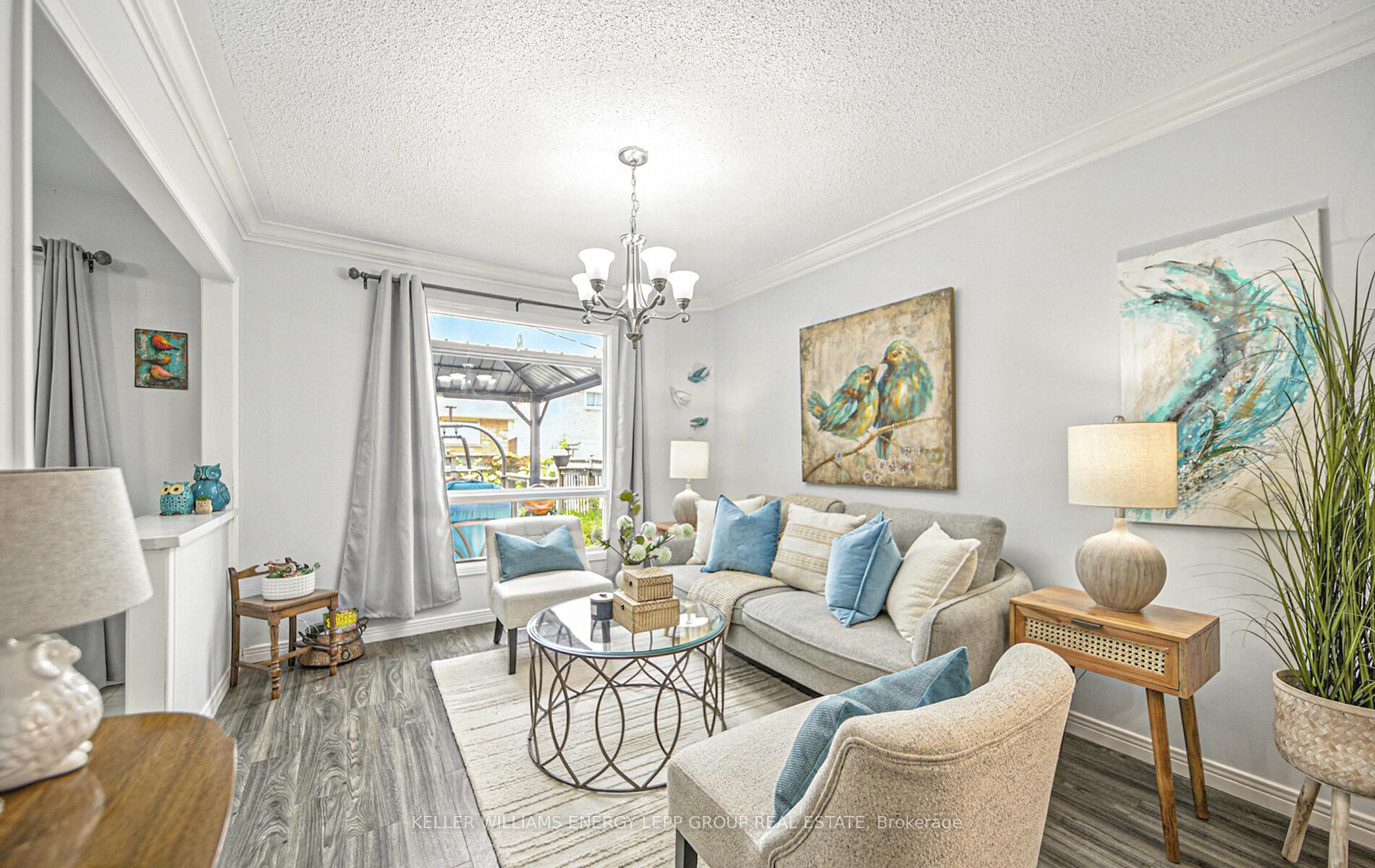 Photo 9 of 85 Short Crescent, Clarington, Courtice — HOMEH