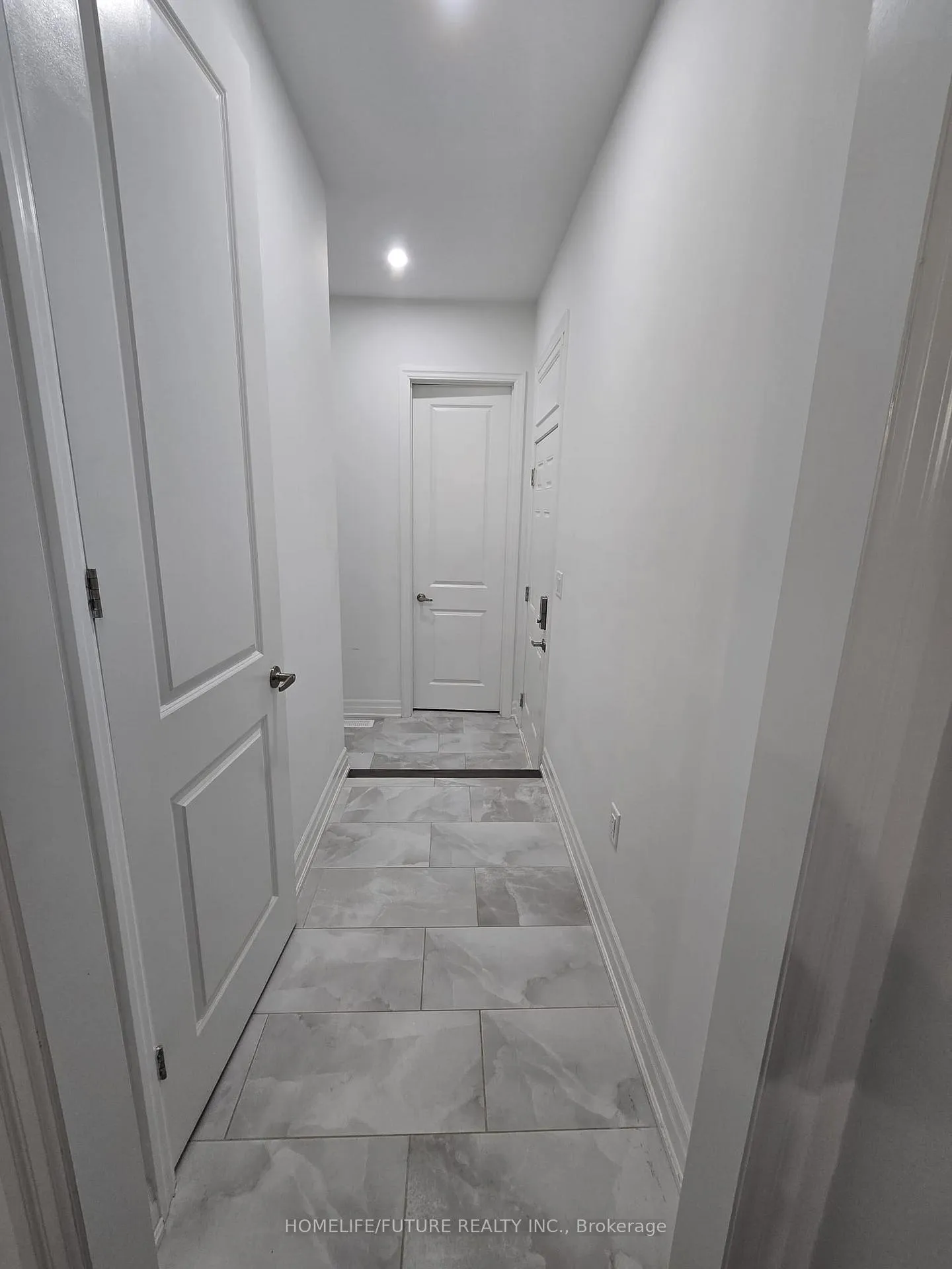 Photo 7 of Unit Main, 2809 Foxden Square, Pickering, Rural Pickering — HOMEH