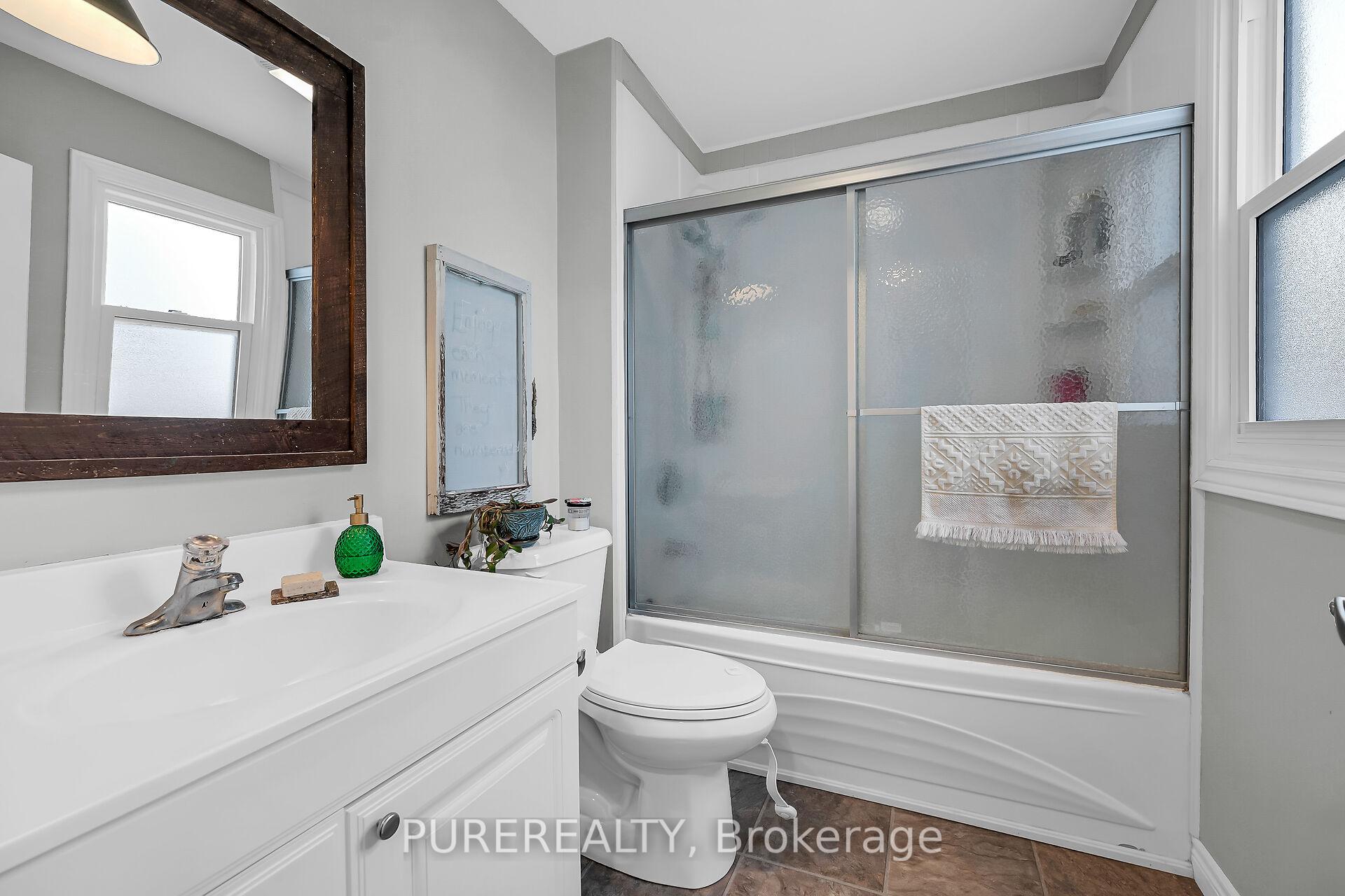 Photo 16 of 99 Gladstone Avenue, Brant, Brantford Twp — HOMEH