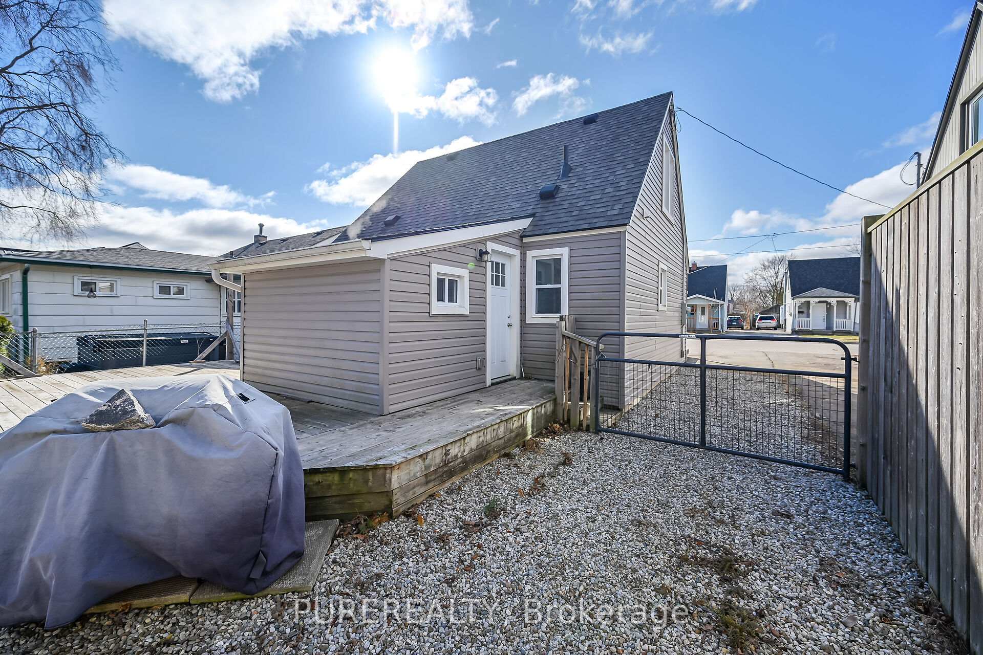 Photo 27 of 99 Gladstone Avenue, Brant, Brantford Twp — HOMEH