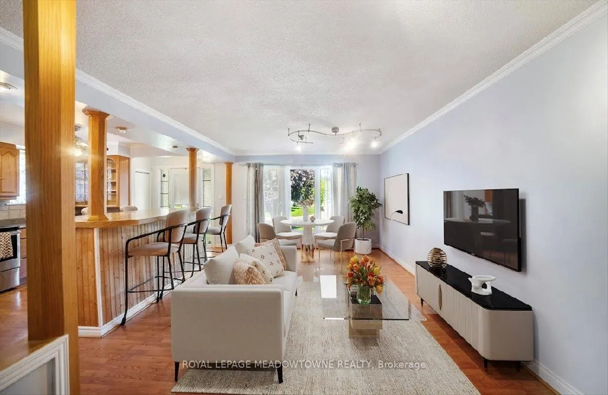 Photo 6 of 9 Welbeck Drive, Brampton, Northwood Park — HOMEH