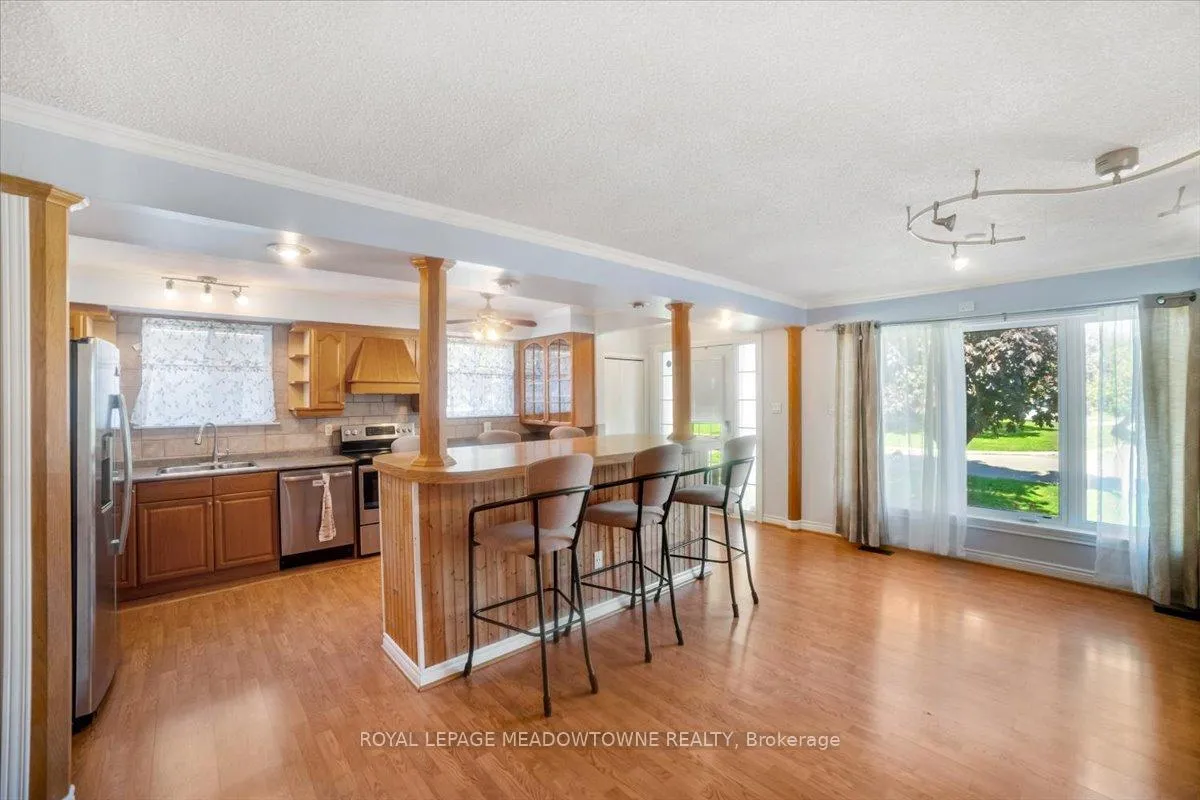 Photo 8 of 9 Welbeck Drive, Brampton, Northwood Park — HOMEH