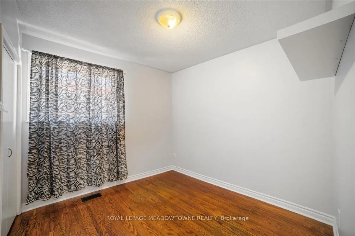 Photo 25 of 9 Welbeck Drive, Brampton, Northwood Park — HOMEH