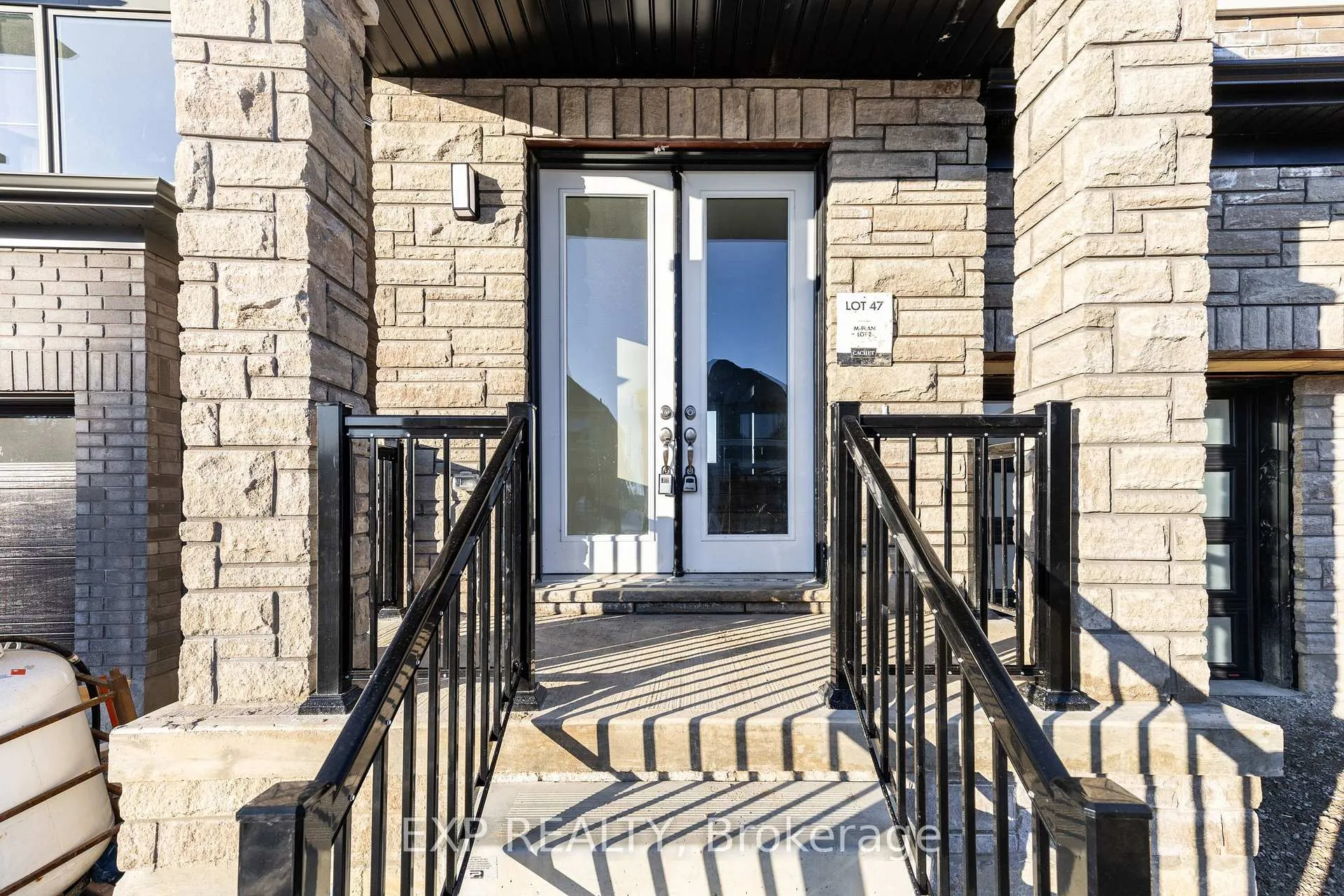 Photo 4 of 7 Blain Drive, Hamilton, Binbrook — HOMEH