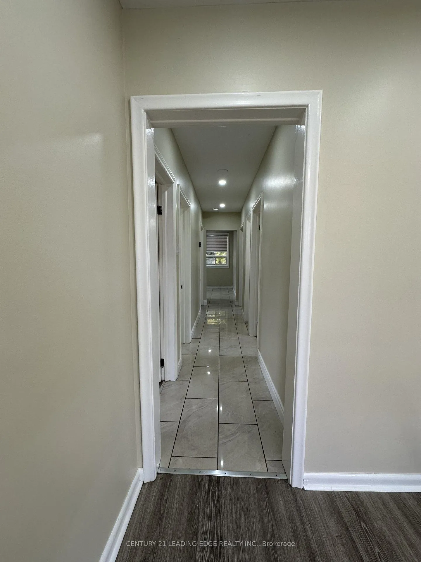 Photo 5 of Unit Upper, 360 Guelph Street, Oshawa, Donevan — HOMEH
